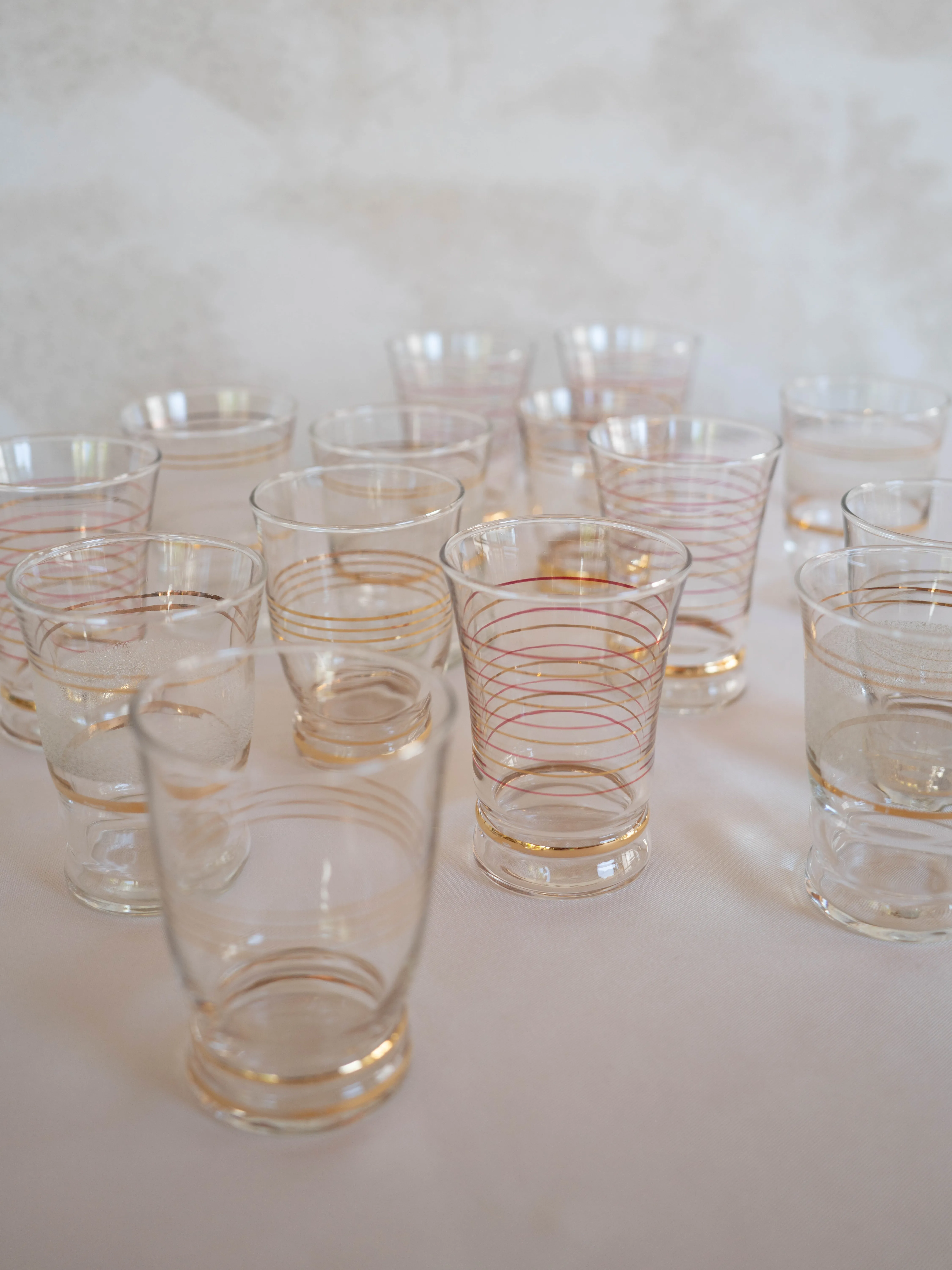 GOBELETS VINTAGE | Verre transparent liseré doré & rosé
