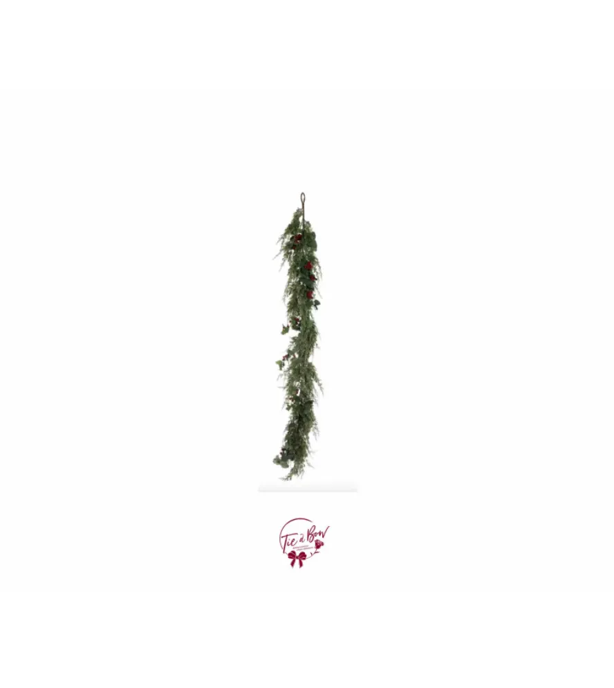 Berry and Holly Garland