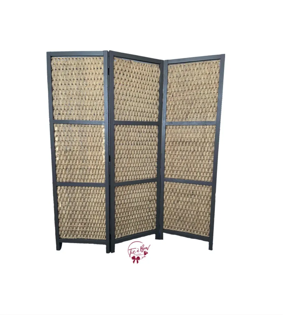 Rattan Privacy Screen