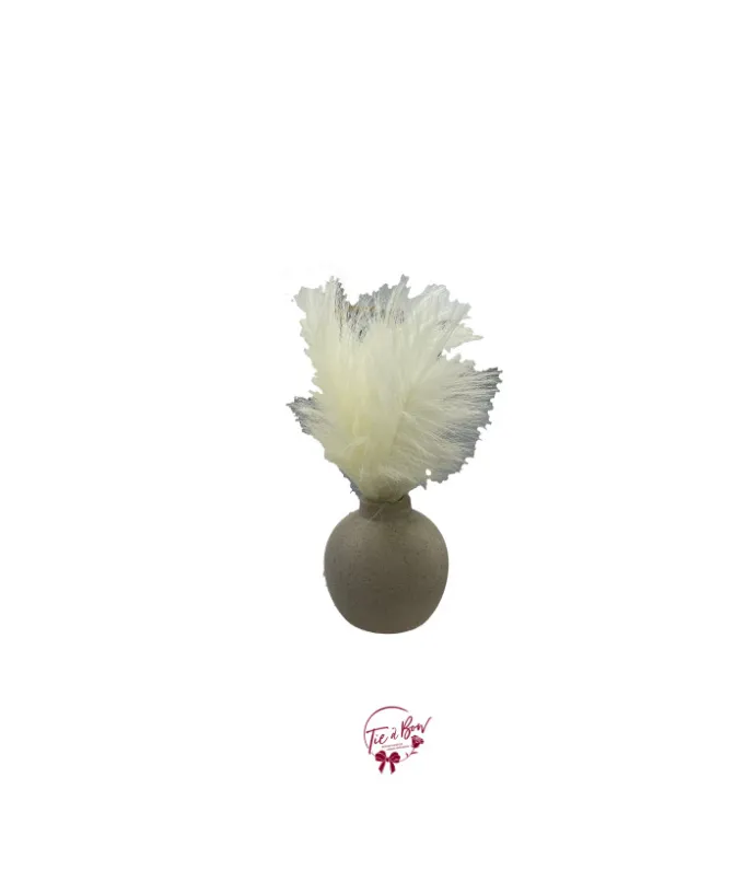 Sand Texture Round Vase With Cream Pampas