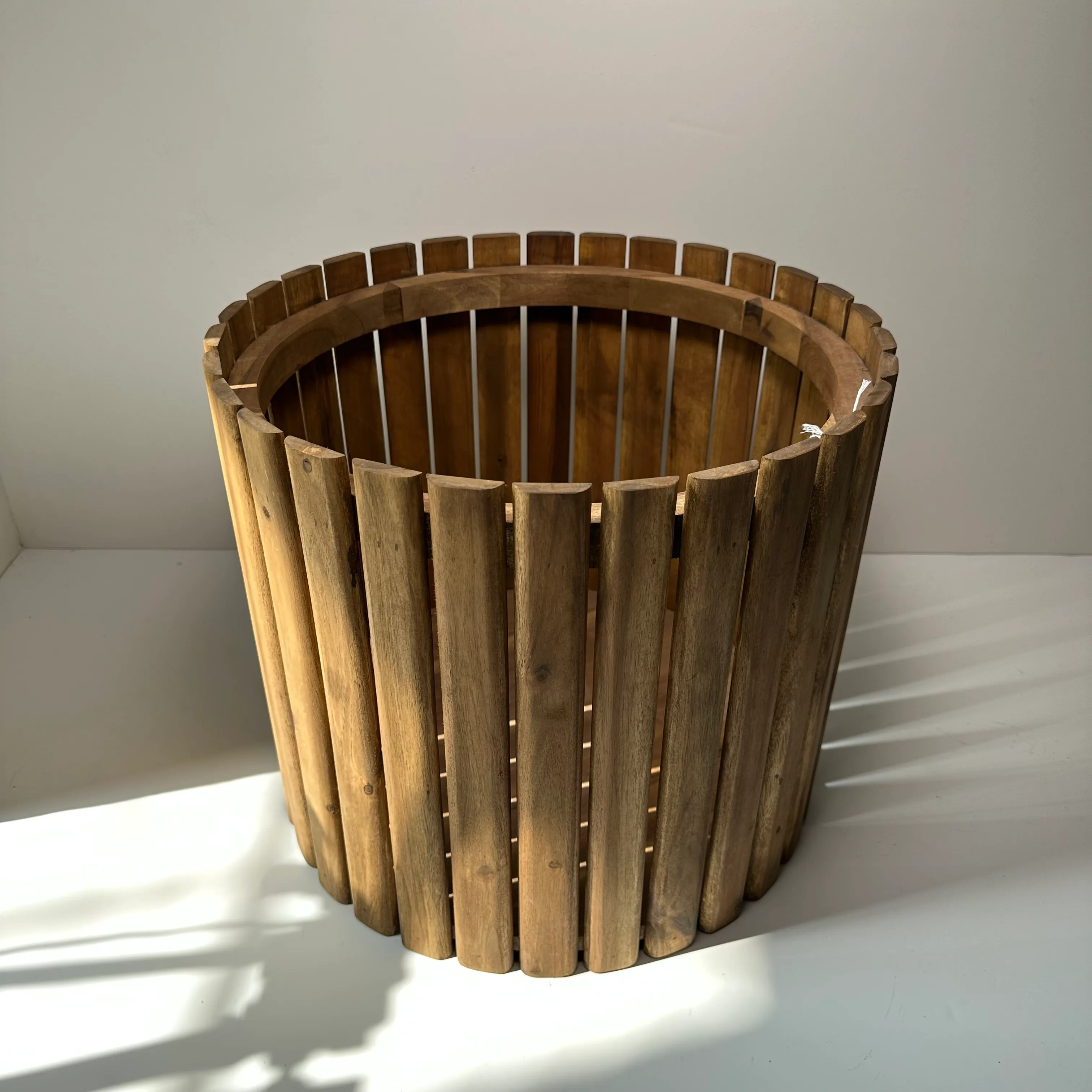 Plant Pot - Wooden - Vertical Slats - Medium