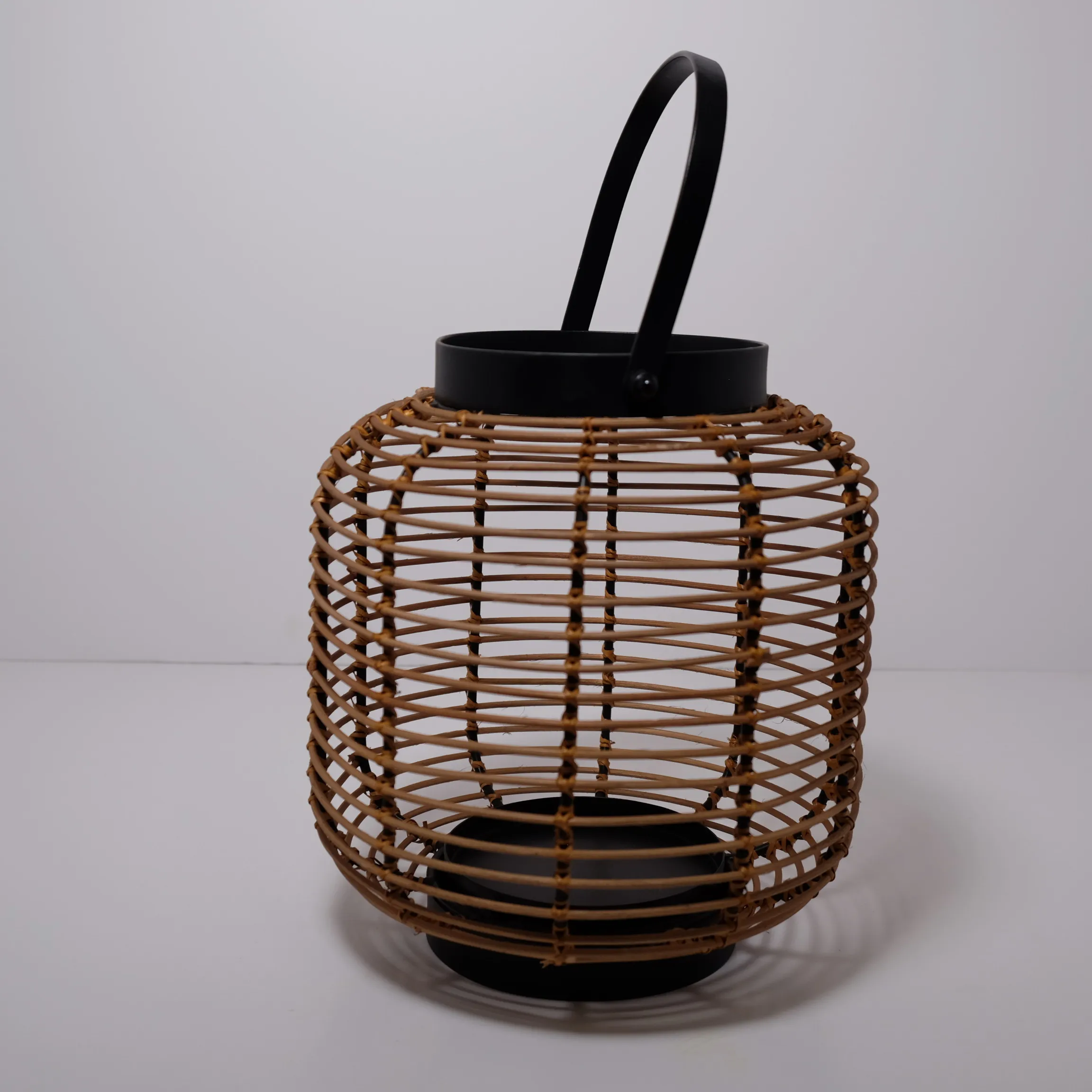 Rattan Lantern - Large w/ Jute Handle