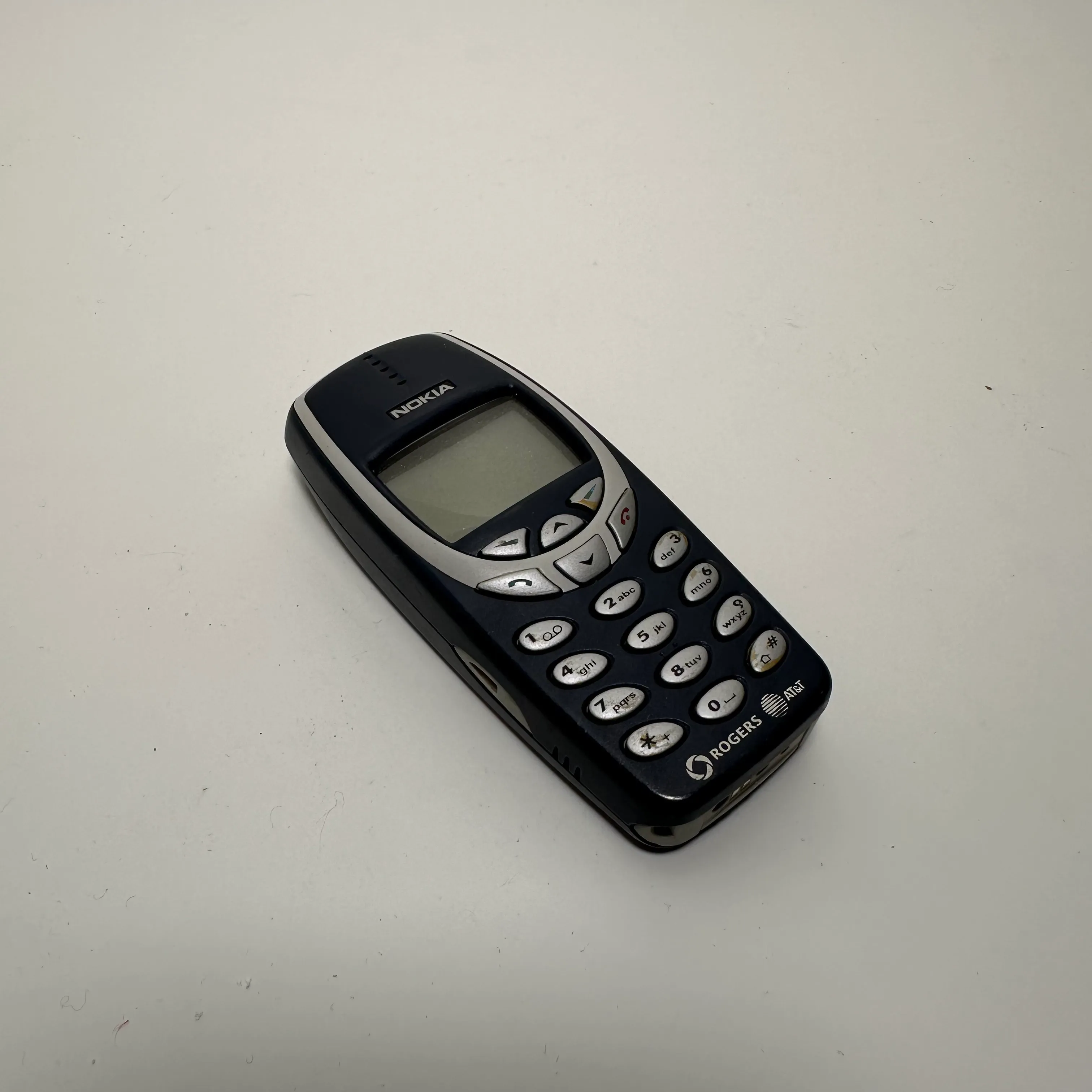 Cellphone - Vintage - Black