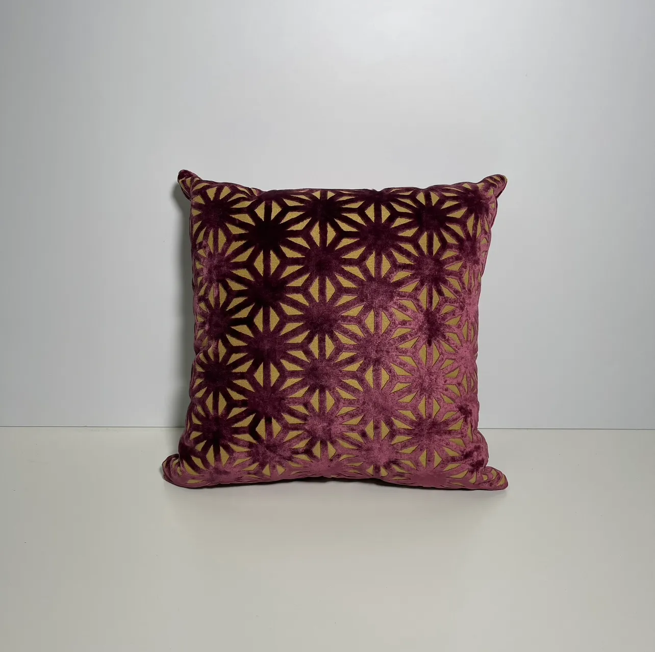 Throw Pillow - Flower Pattern - Red