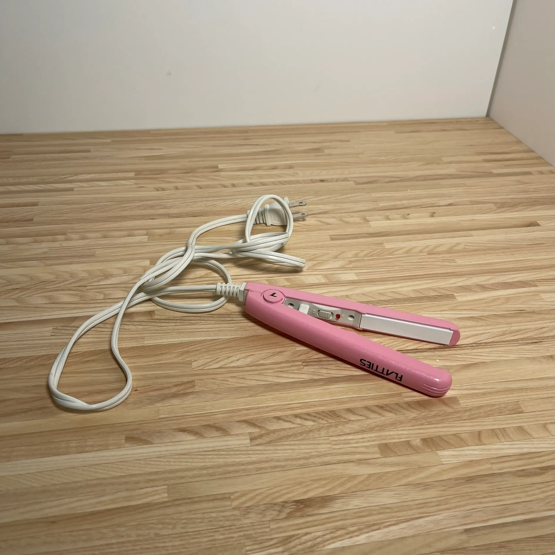 Hair Straightener Pink Small