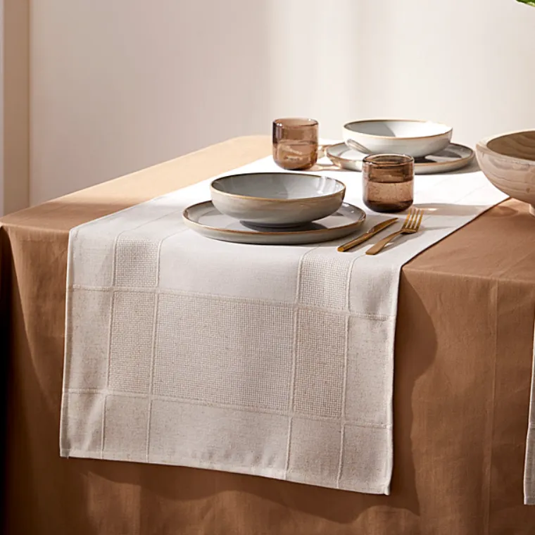 Table Runner - Faux Linen - Jaquard