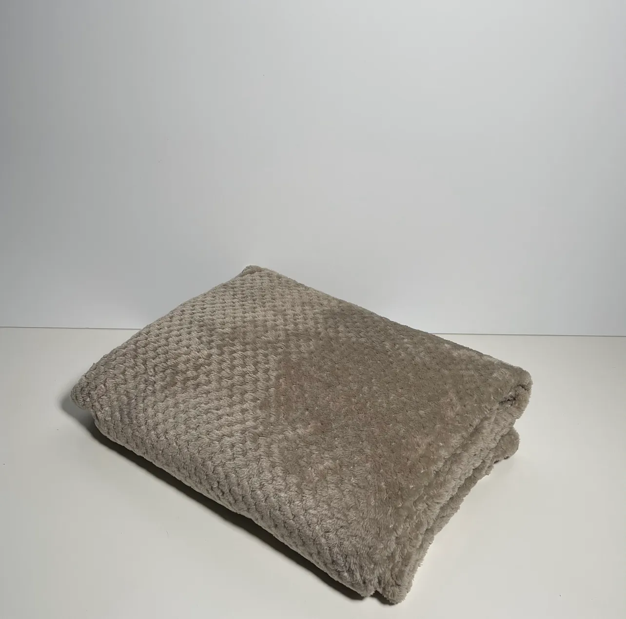 Blanket - Greyish Brown - 2'8" x 4'
