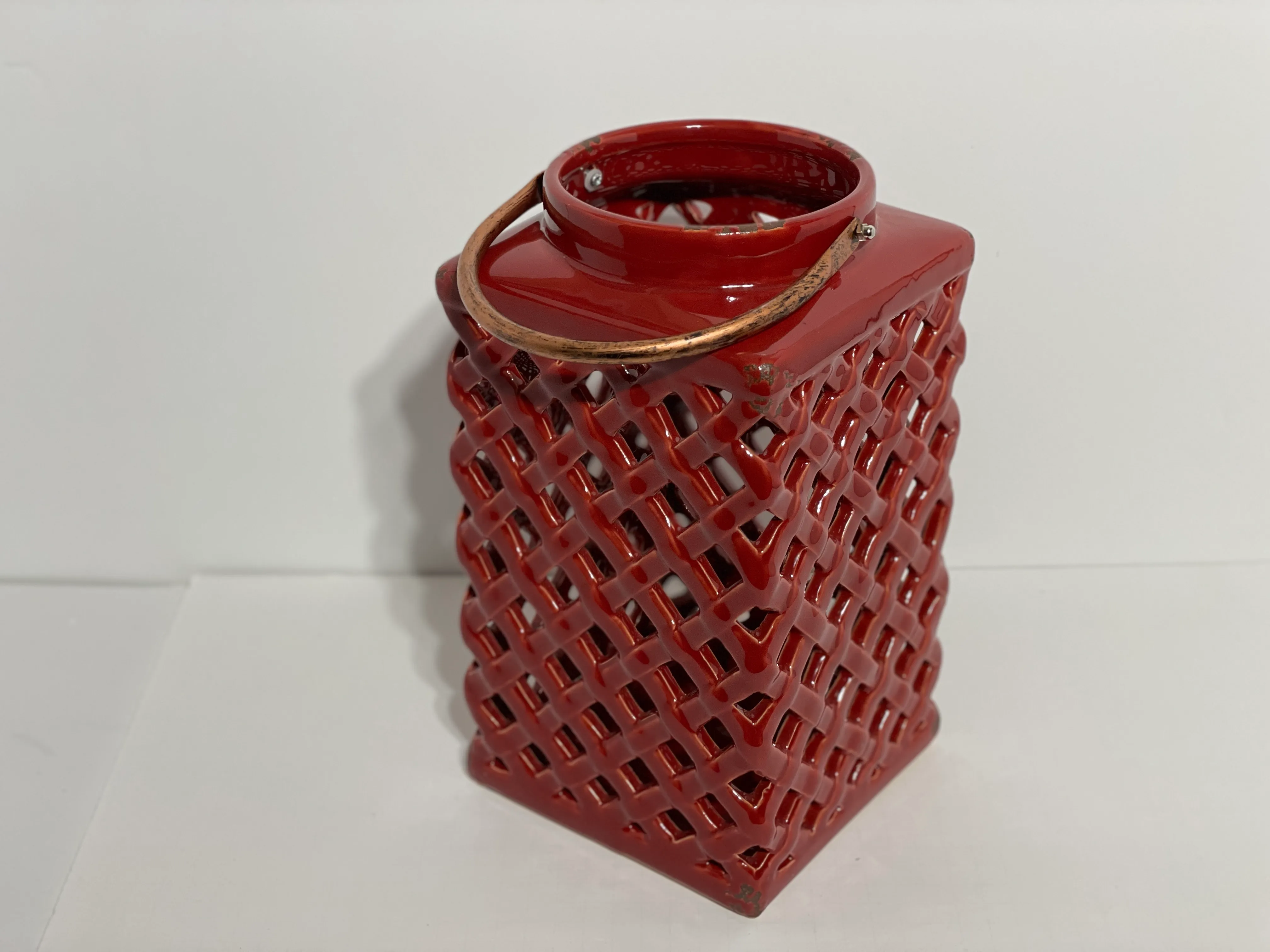 DC - Lantern - Red Ceramic