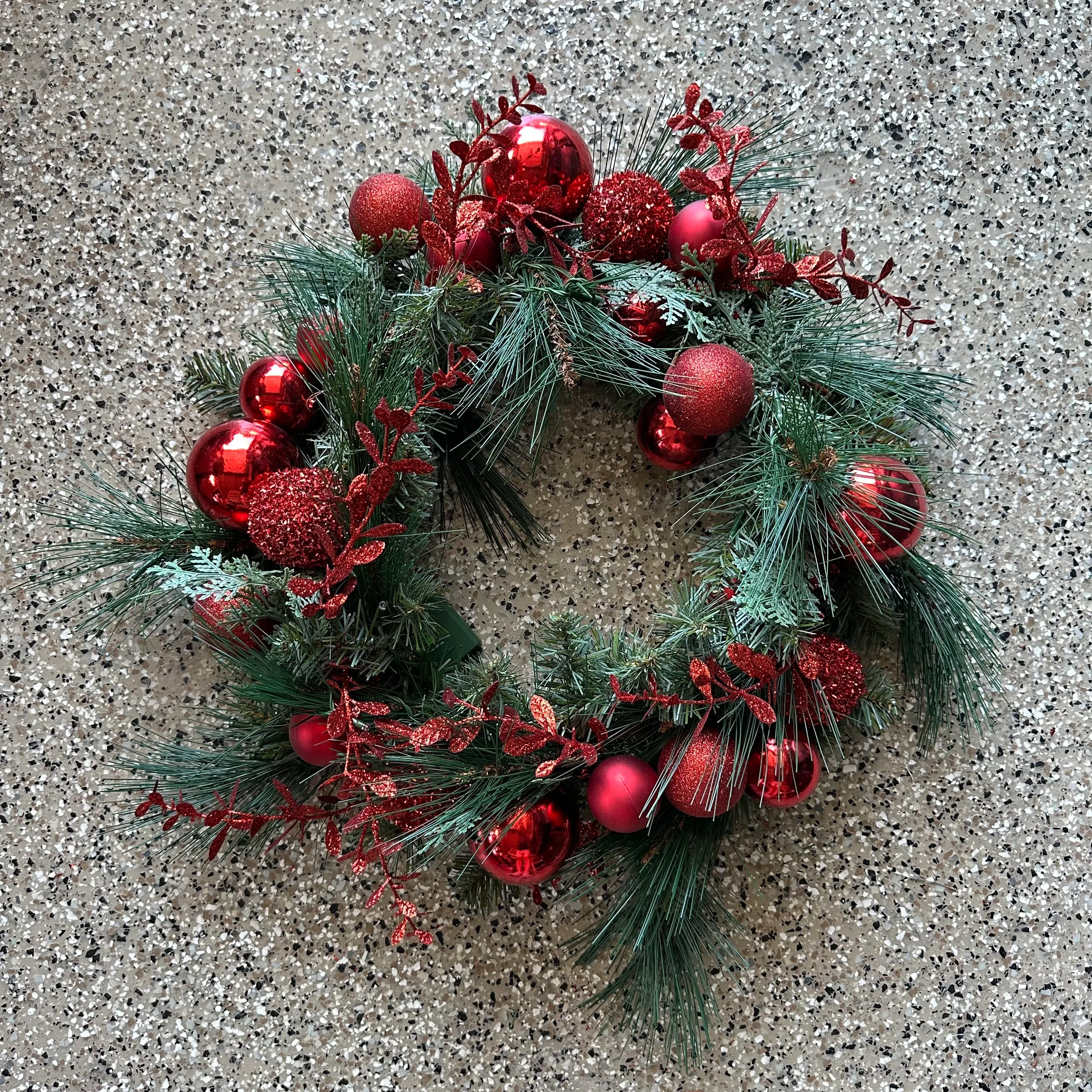 Wreath - Red Baubles