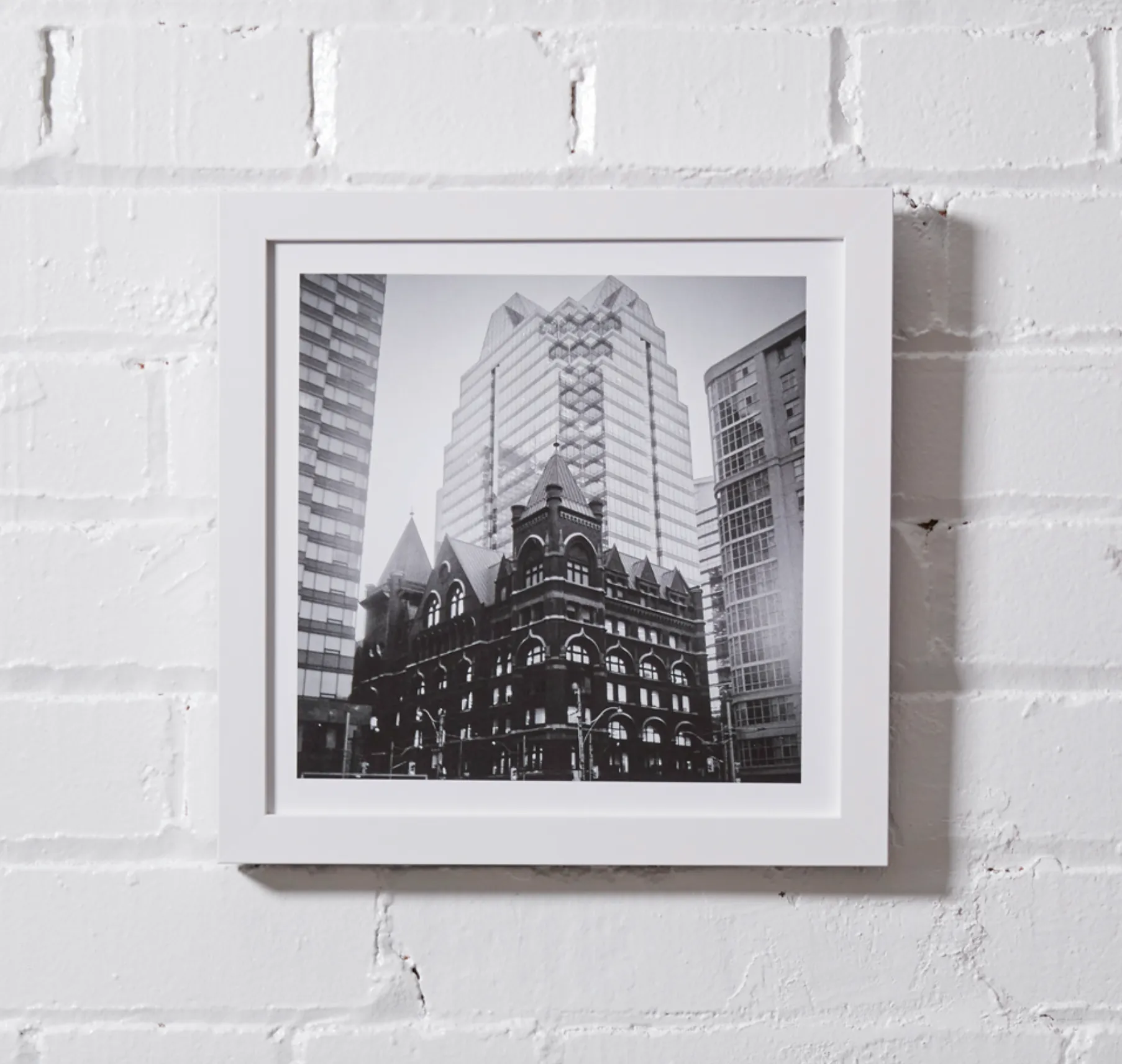 #P015 Photography Framed 10x10