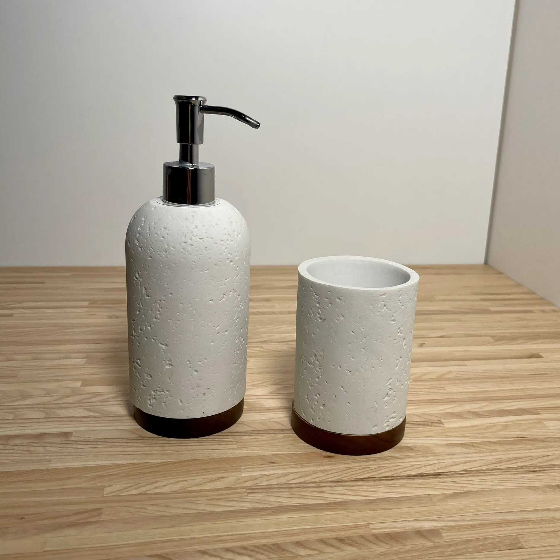 Bathroom Set White Stone 2pc