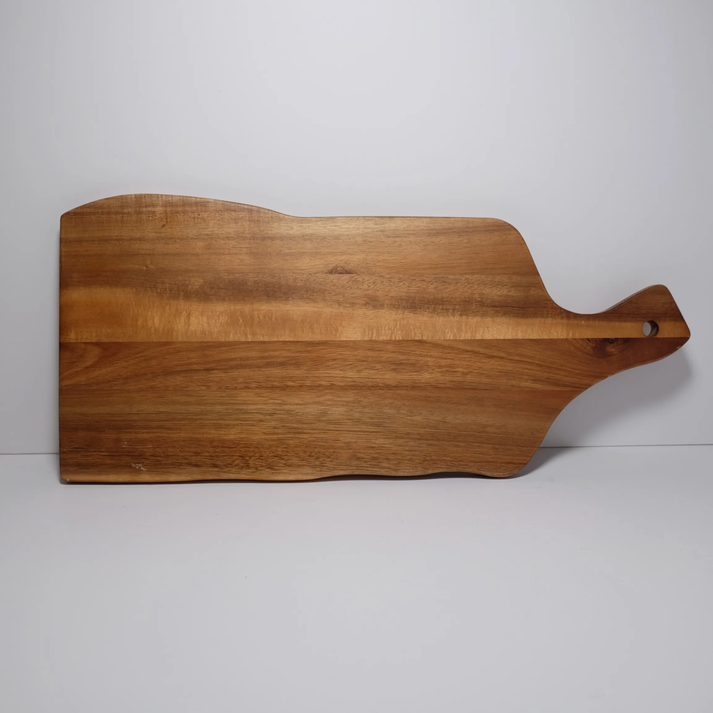Irregular Cutting Board - Walnut - Medium