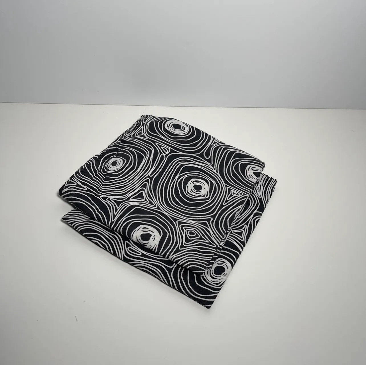 Bedding - Spiral Sheets - 1 Comforter + 2 Pillow Case