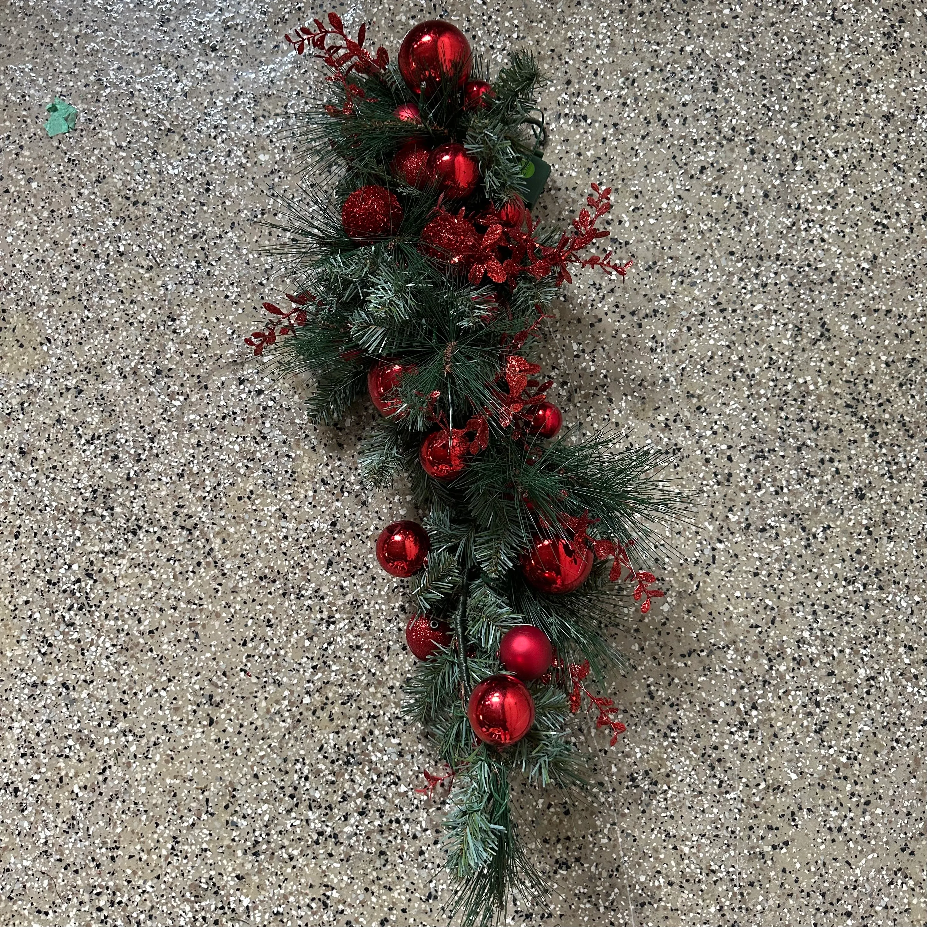 Garland Swag - 3' - Green with Red Baubles