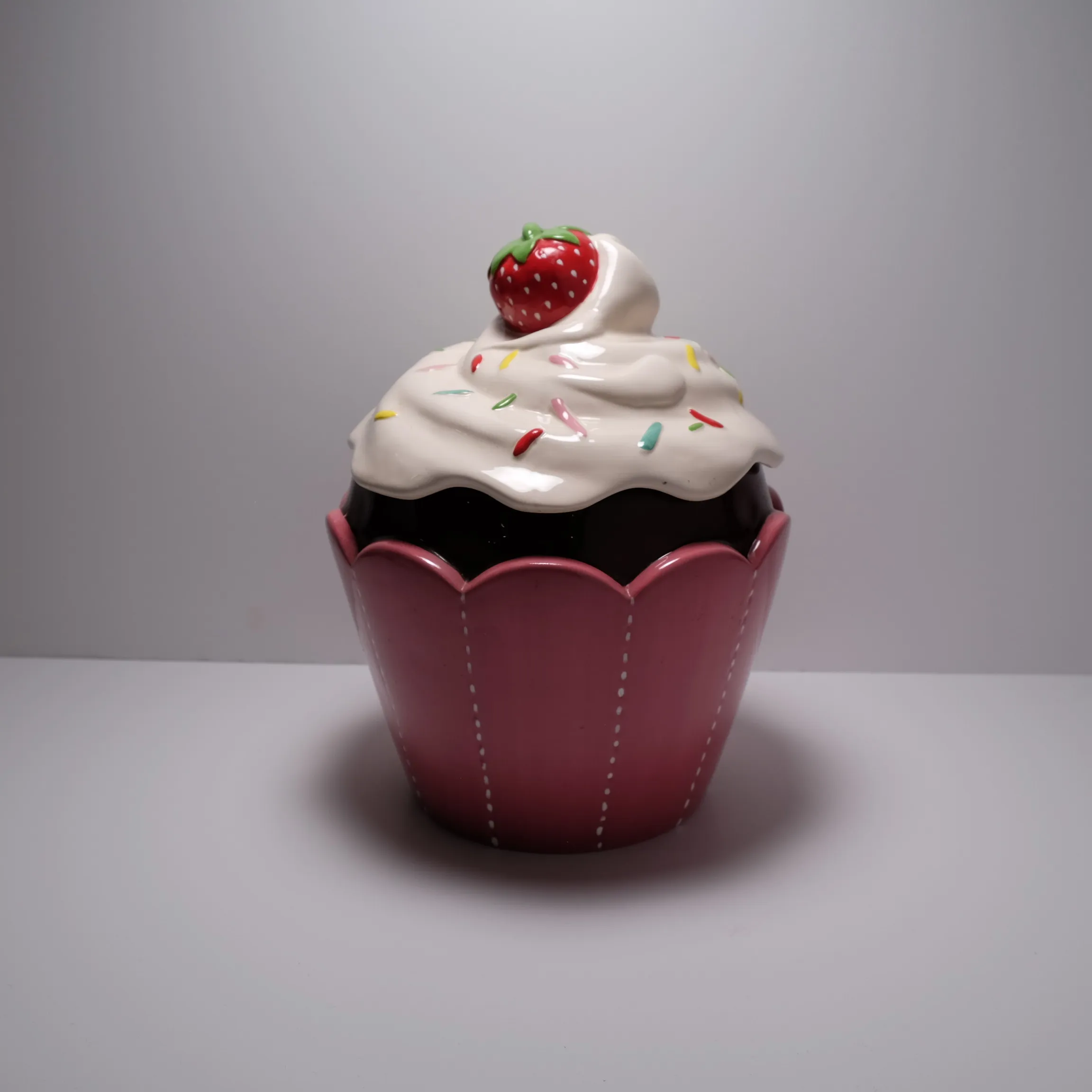 Cookie Jar - Strawbery Cupcake