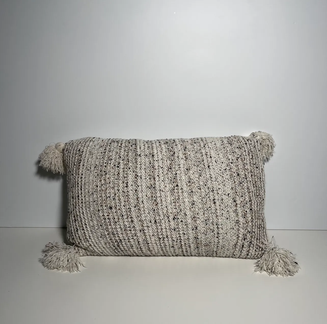Throw Pillow - Pattern - Rectangular - Grey with Fringes