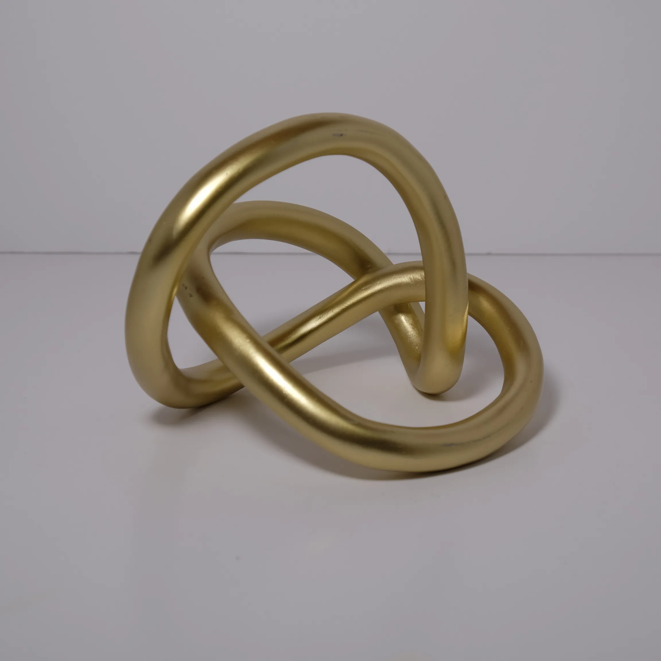 Links - Gold Knot Large