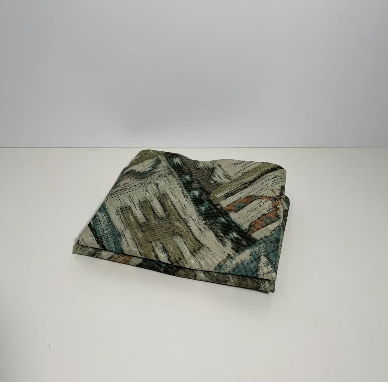 Curtains - 70' Pattern - 37" x 34"