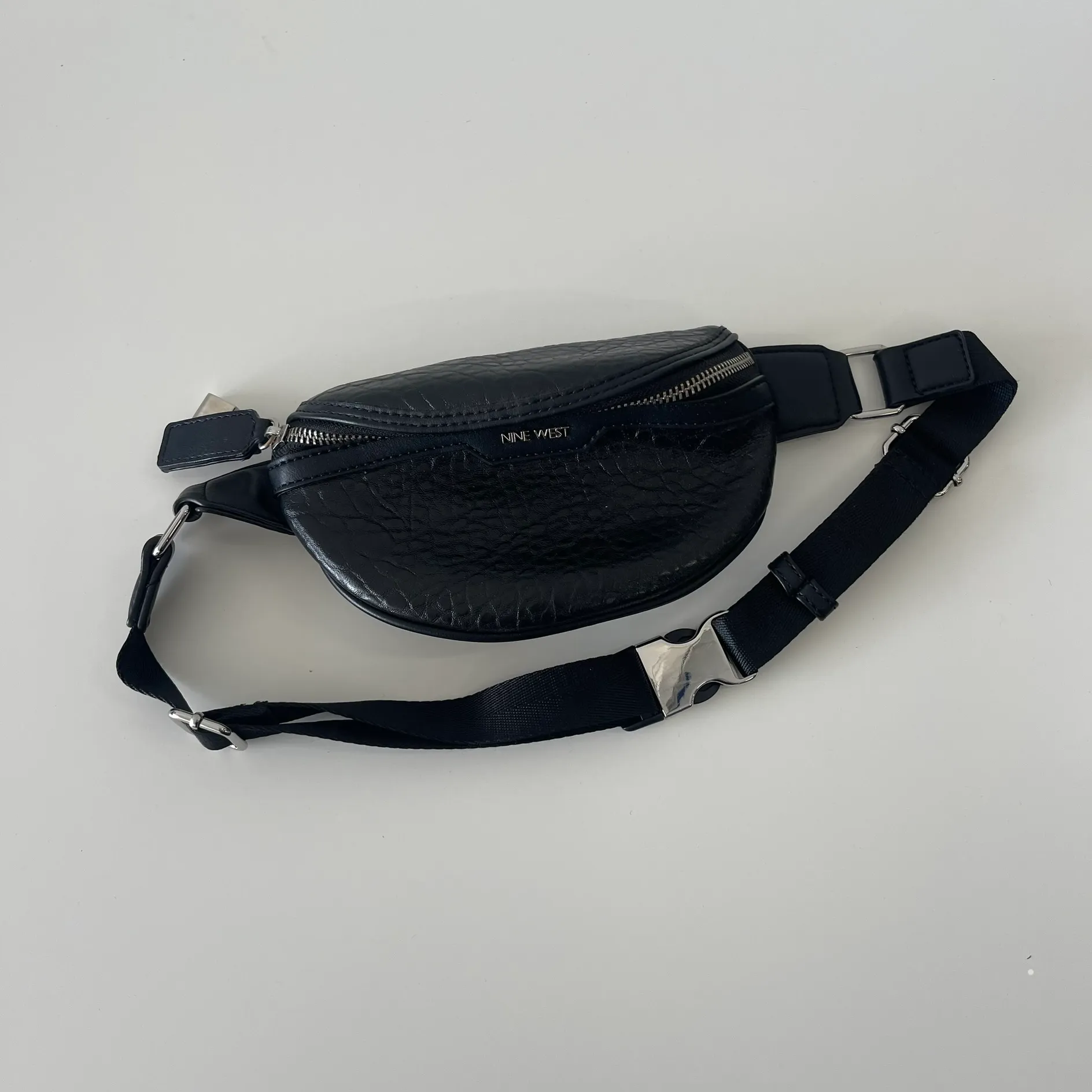 Crossbody Bag Leather Black w/ Silver Elements