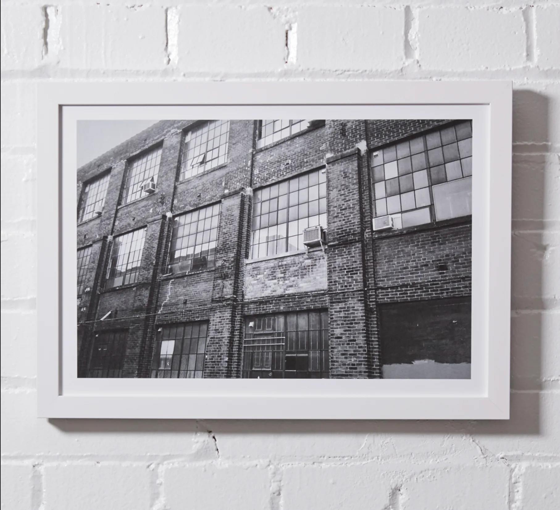 #P002 Photography Framed 16x12