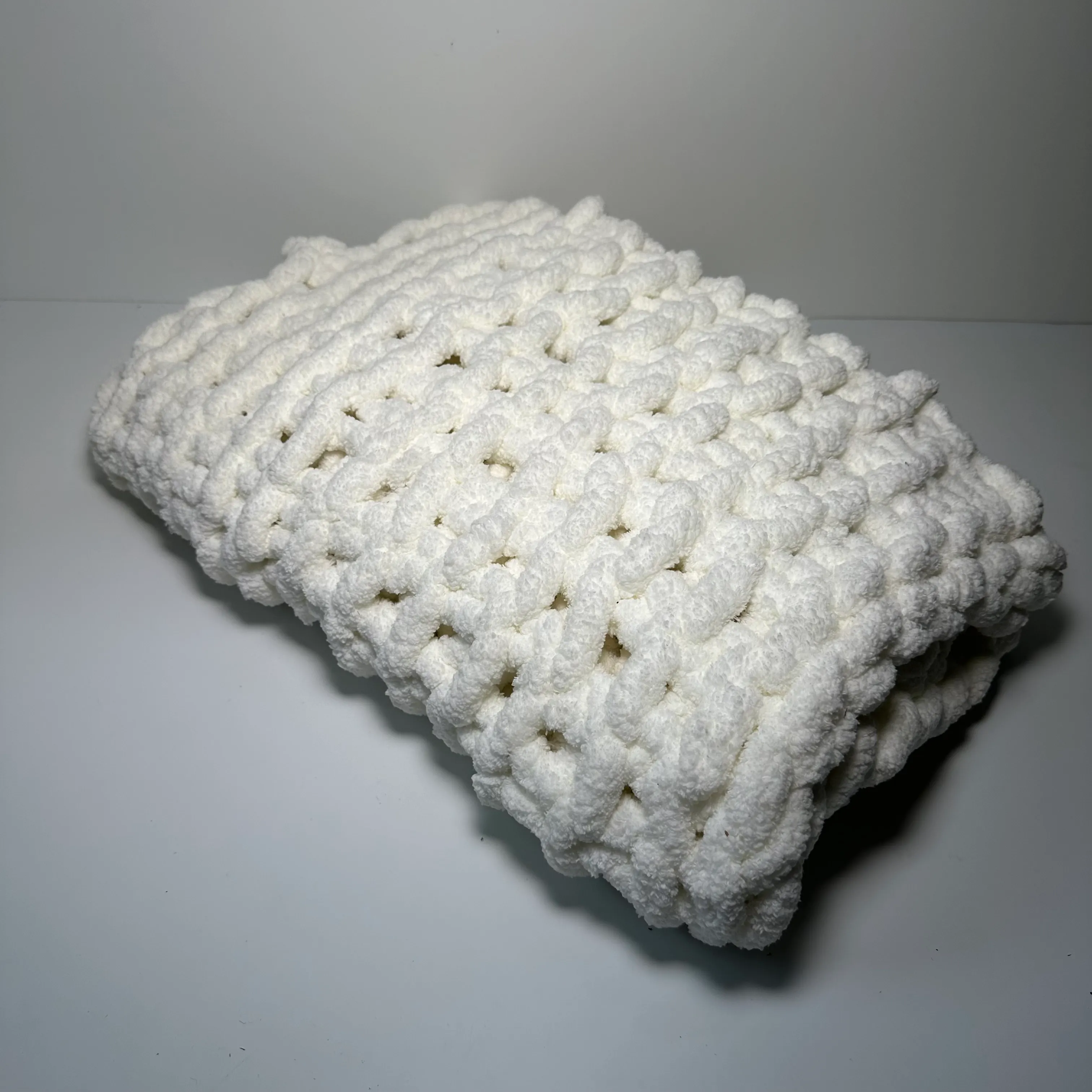 Throw Blanket - Small - White - Crochet