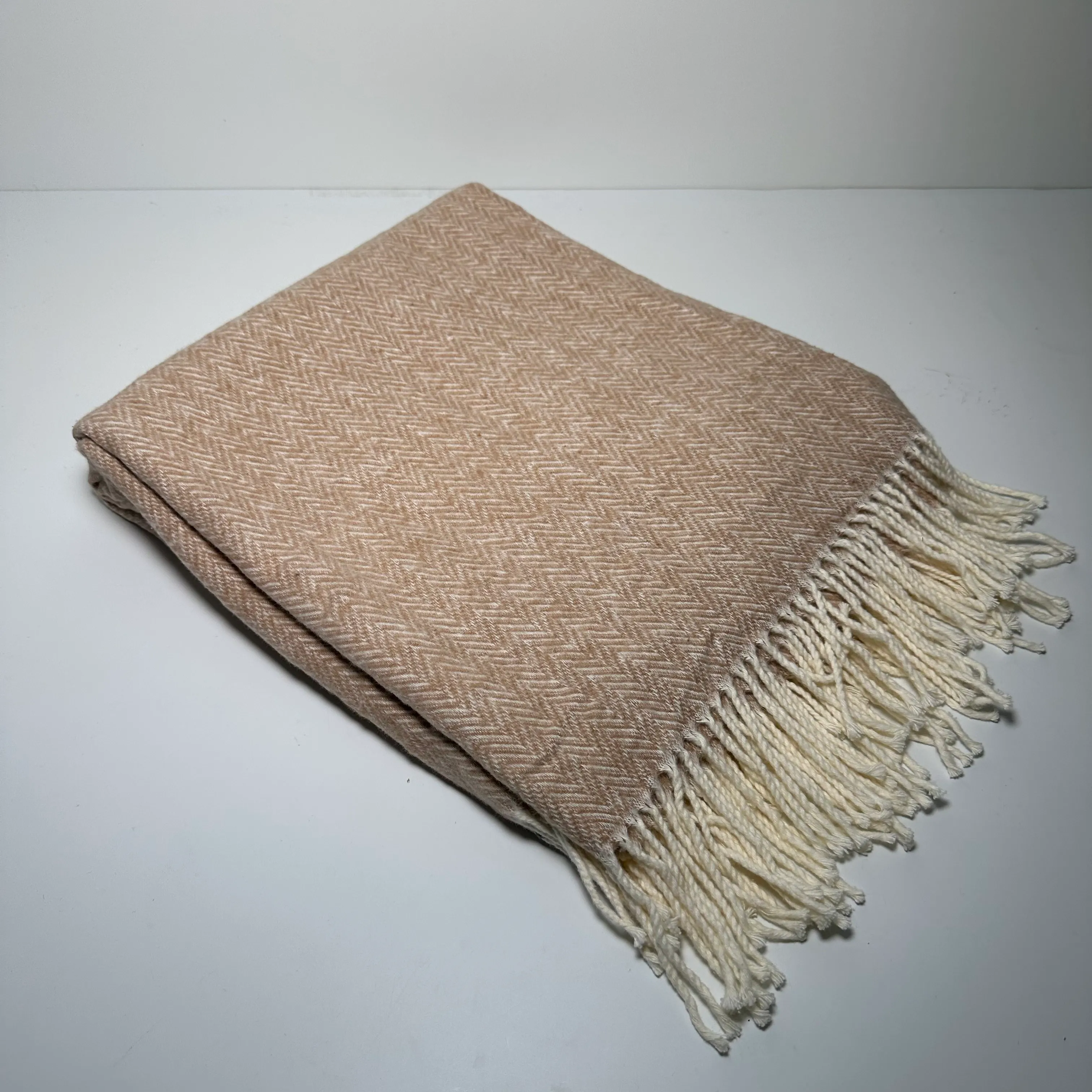 Throw Blanket - Medium - Beige - Fringe
