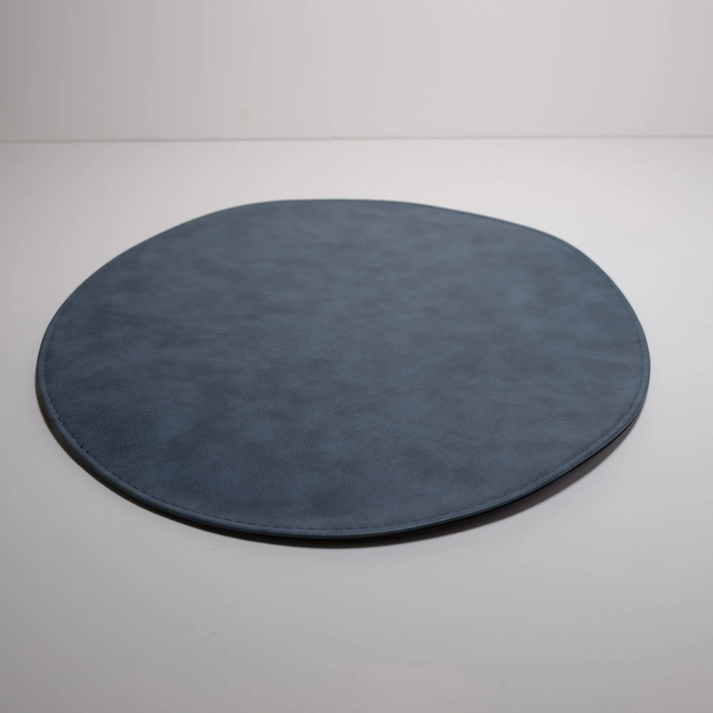 Placemat - C&B - Round Leather - Slate - 6pc