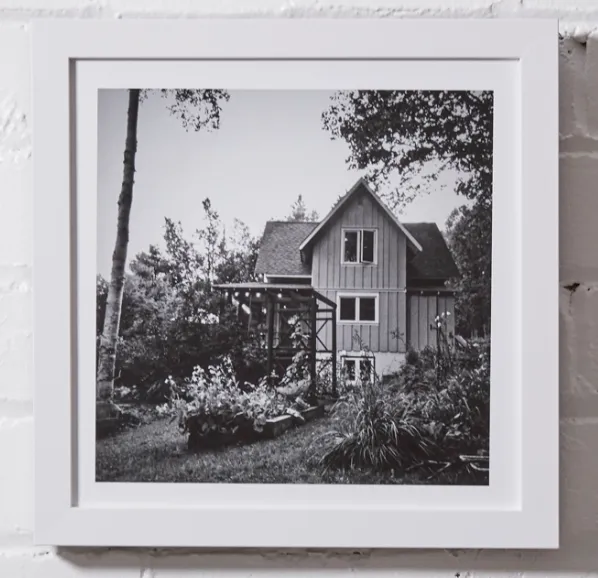 #P052 Photography Framed 10x10