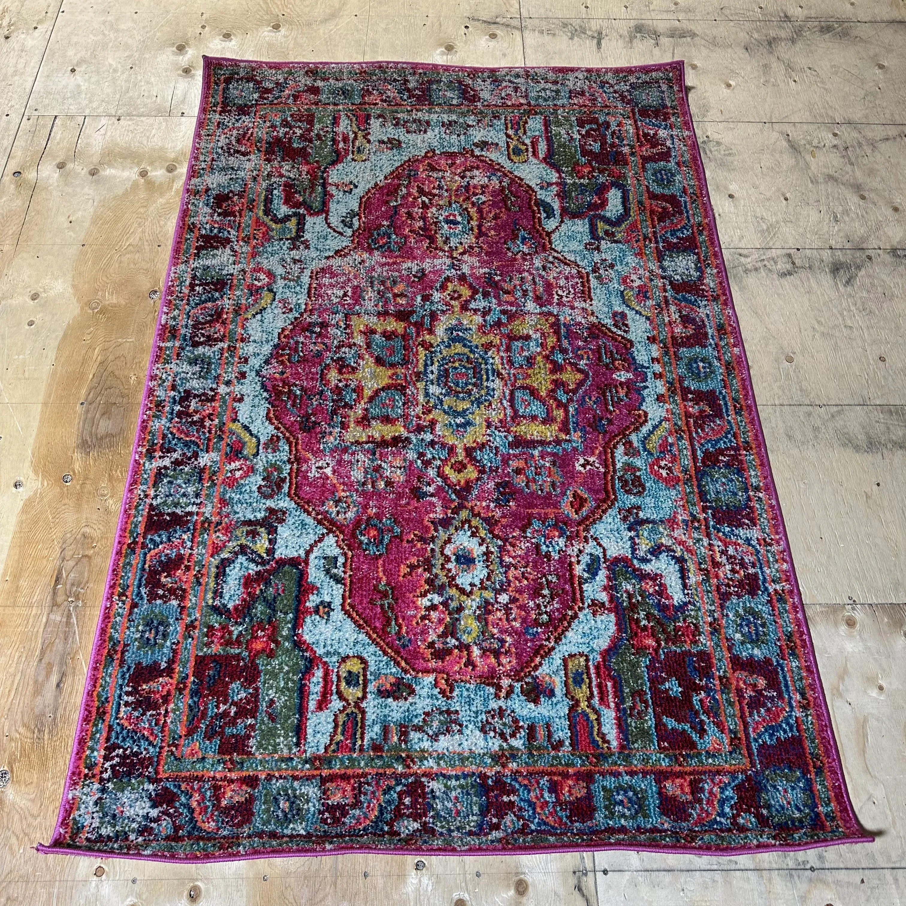 Persian Rug - Pink/Blue -4x6'
