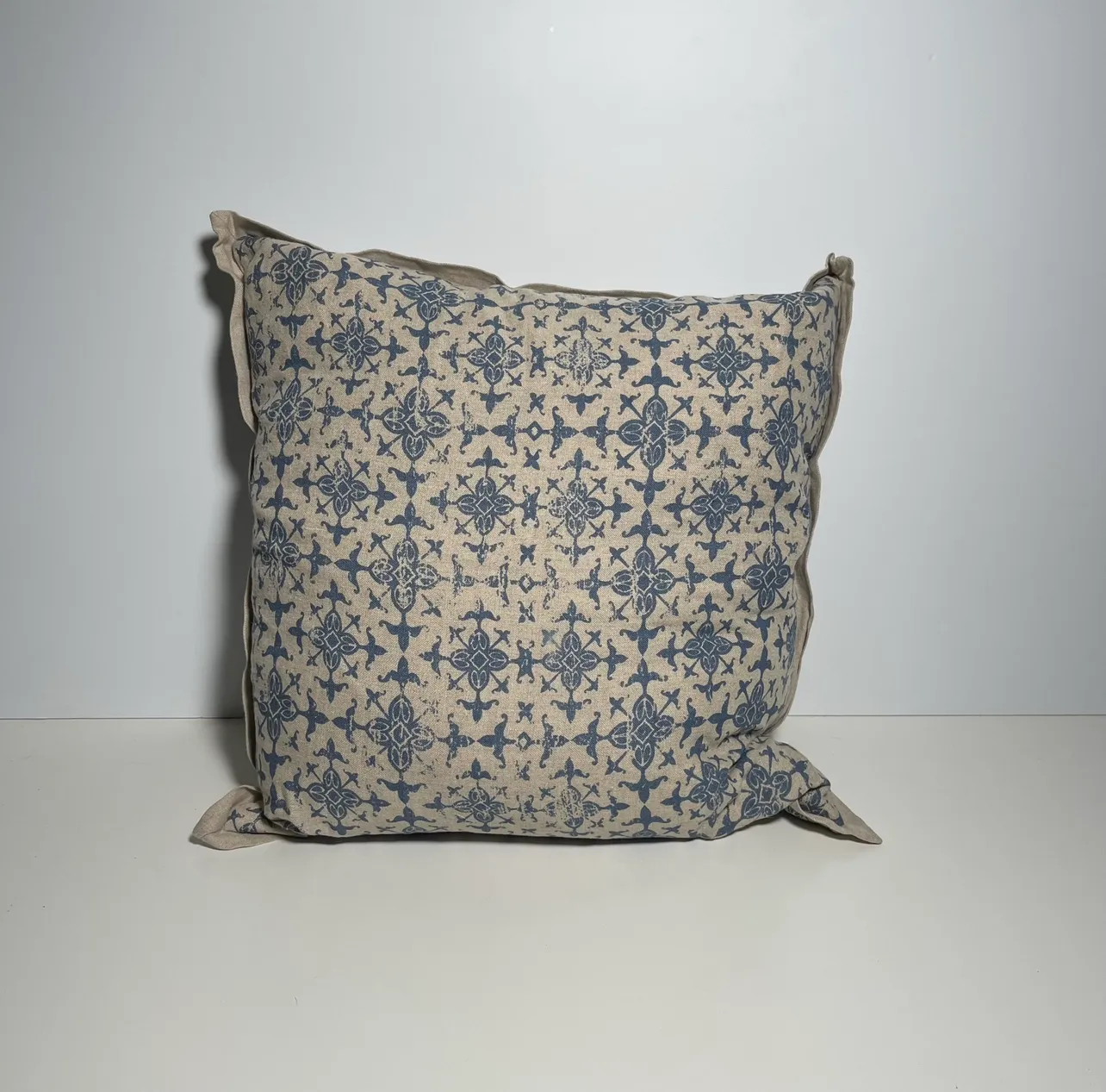 Throw Pillow - Triangle Stars Pattern - Beige & Blue