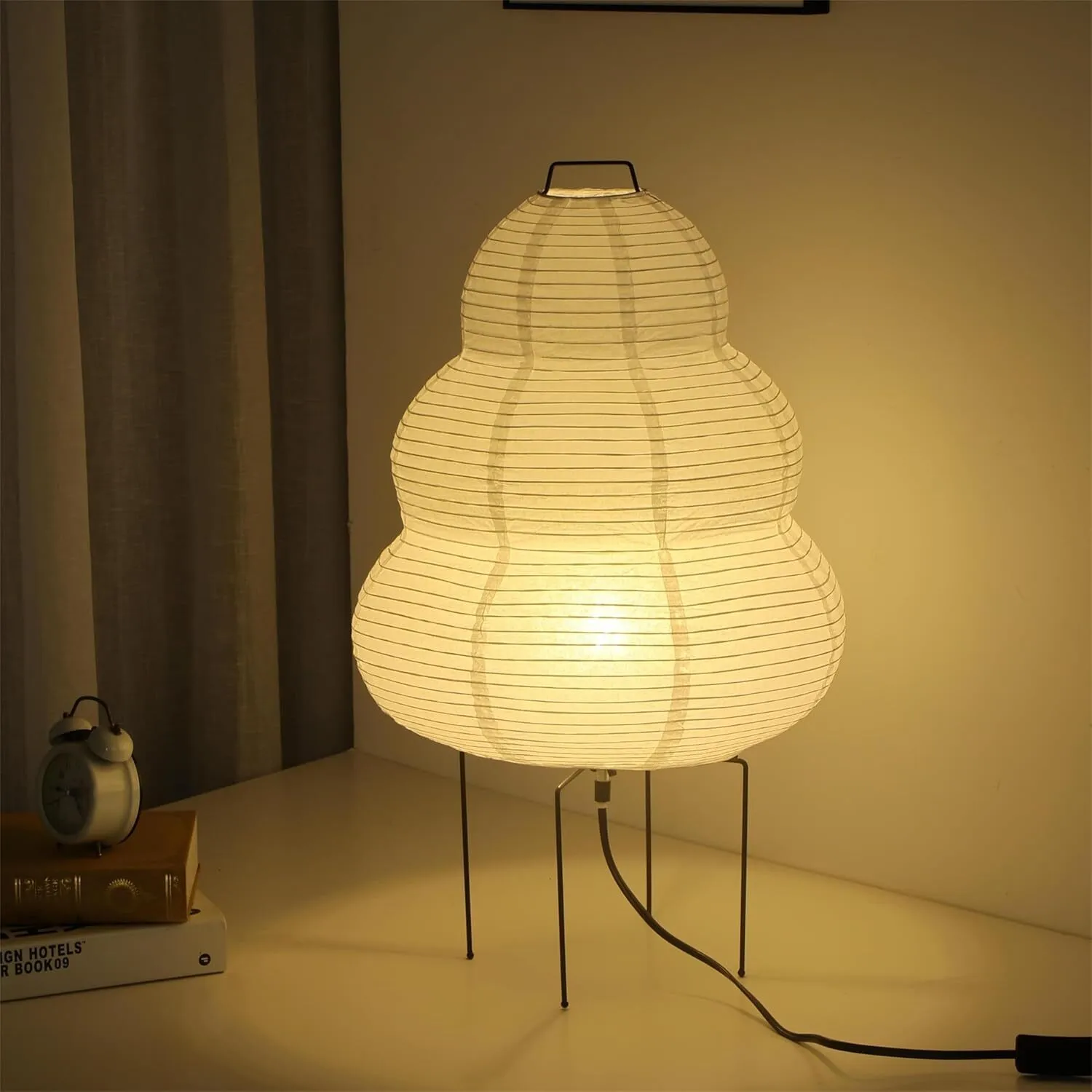 Noguchi Lamp 