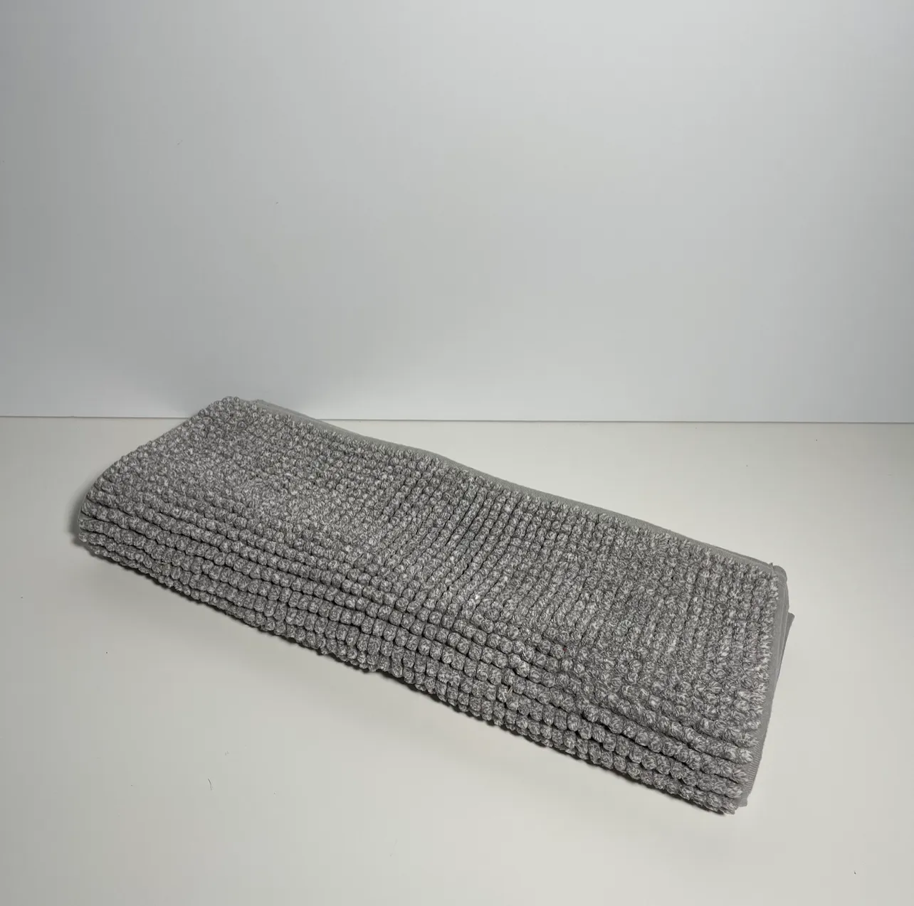 Bathroom Mat - Grey - 20" x 31"
