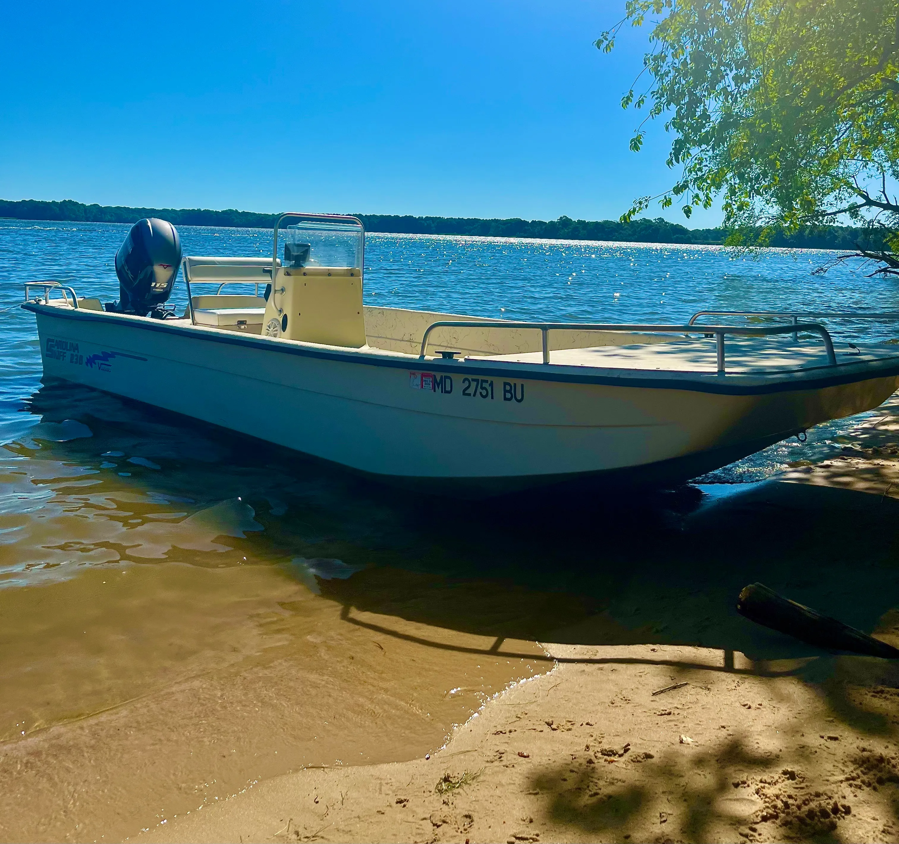 23 Ft. Carolina Skiff 