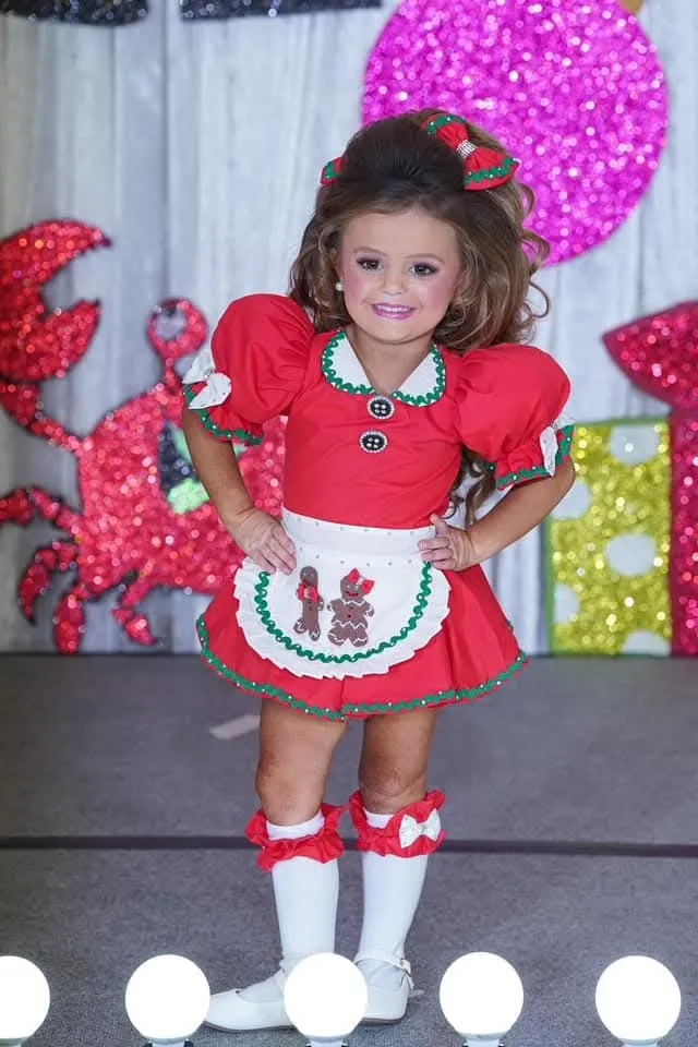 Red Gingerbread Christmas Wear 
