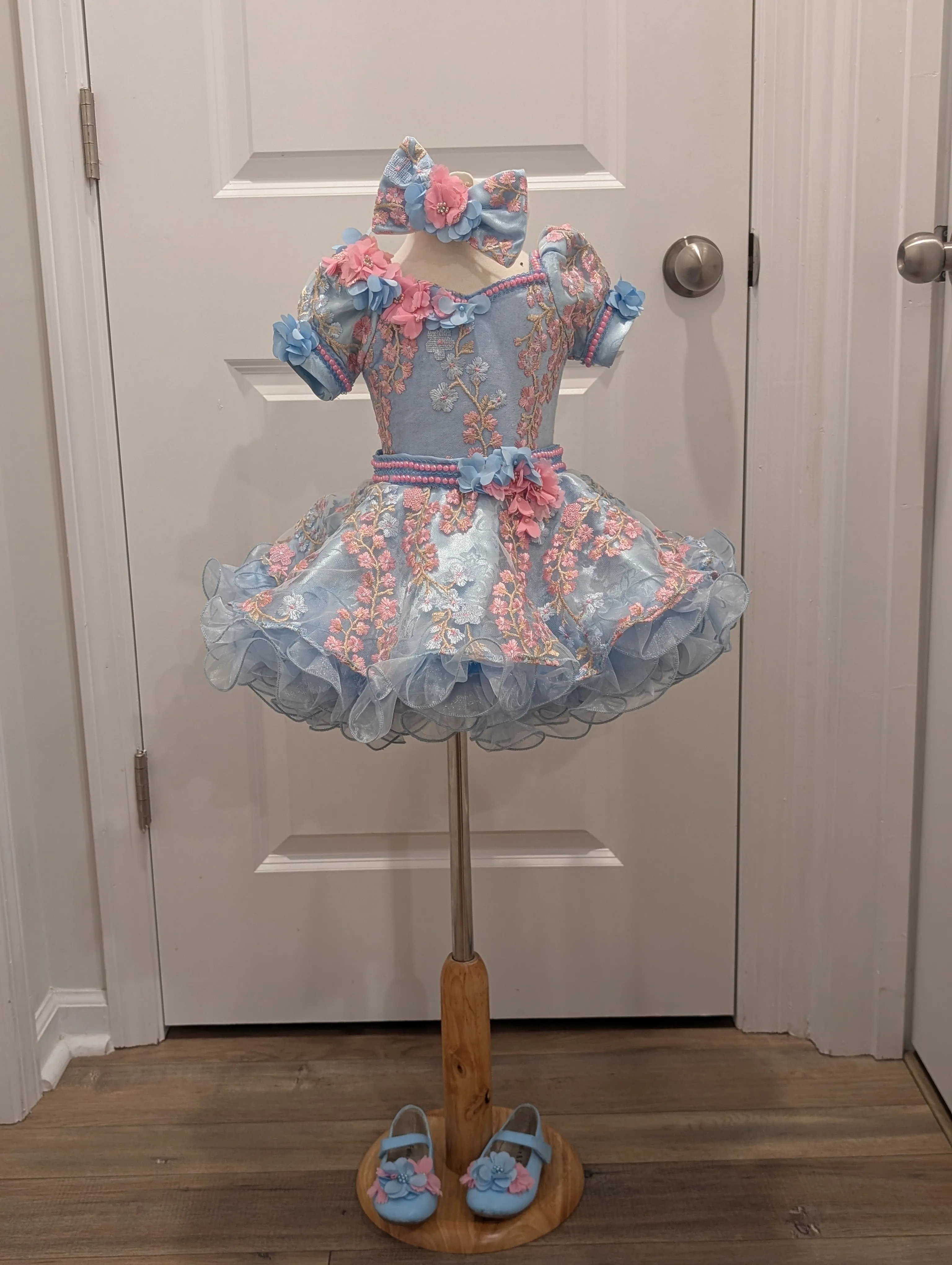 Blue Floral Natural 