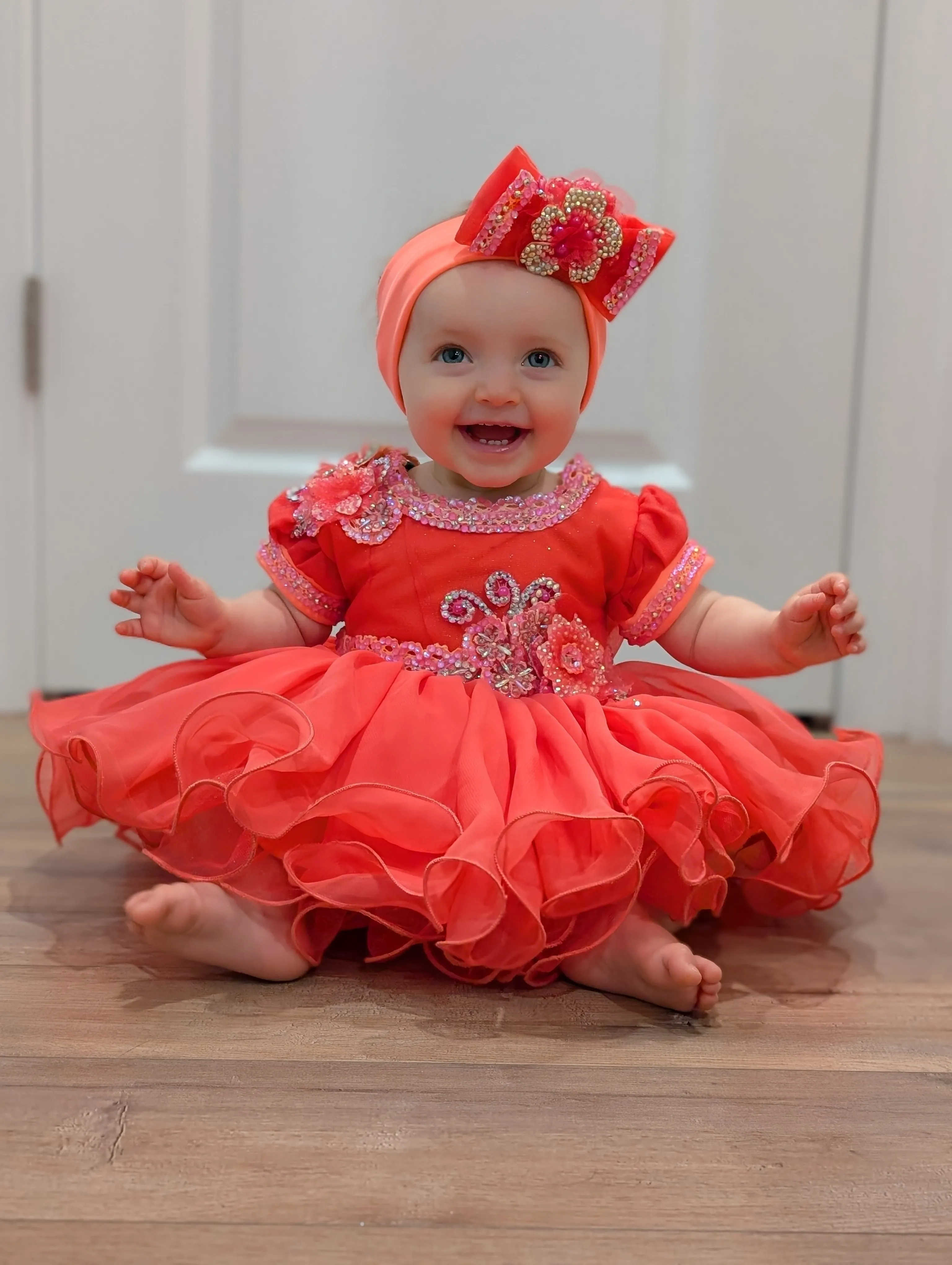 Mendy Sharp Semi Glitz 