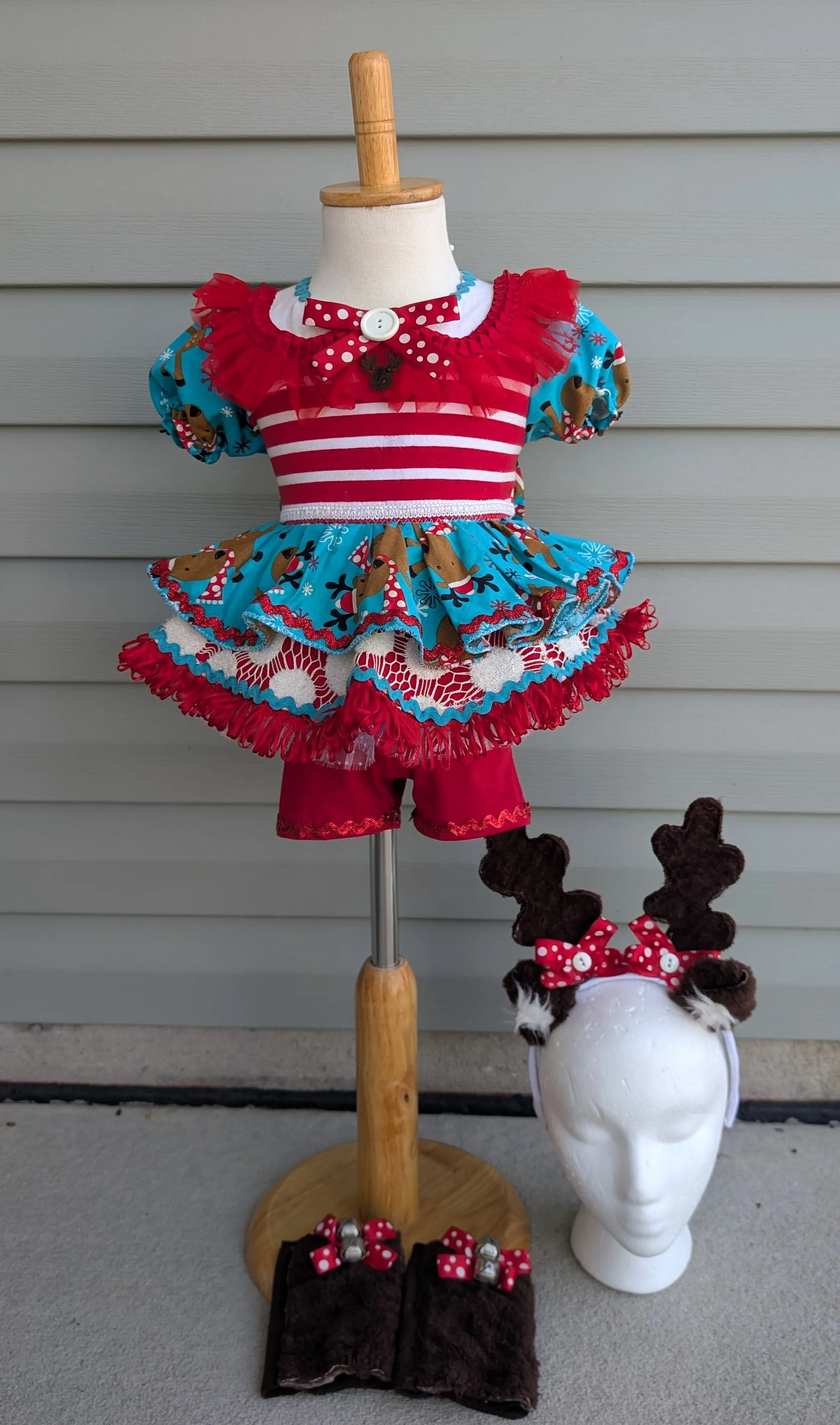 Shuggy Reindeer Christmas Wear 