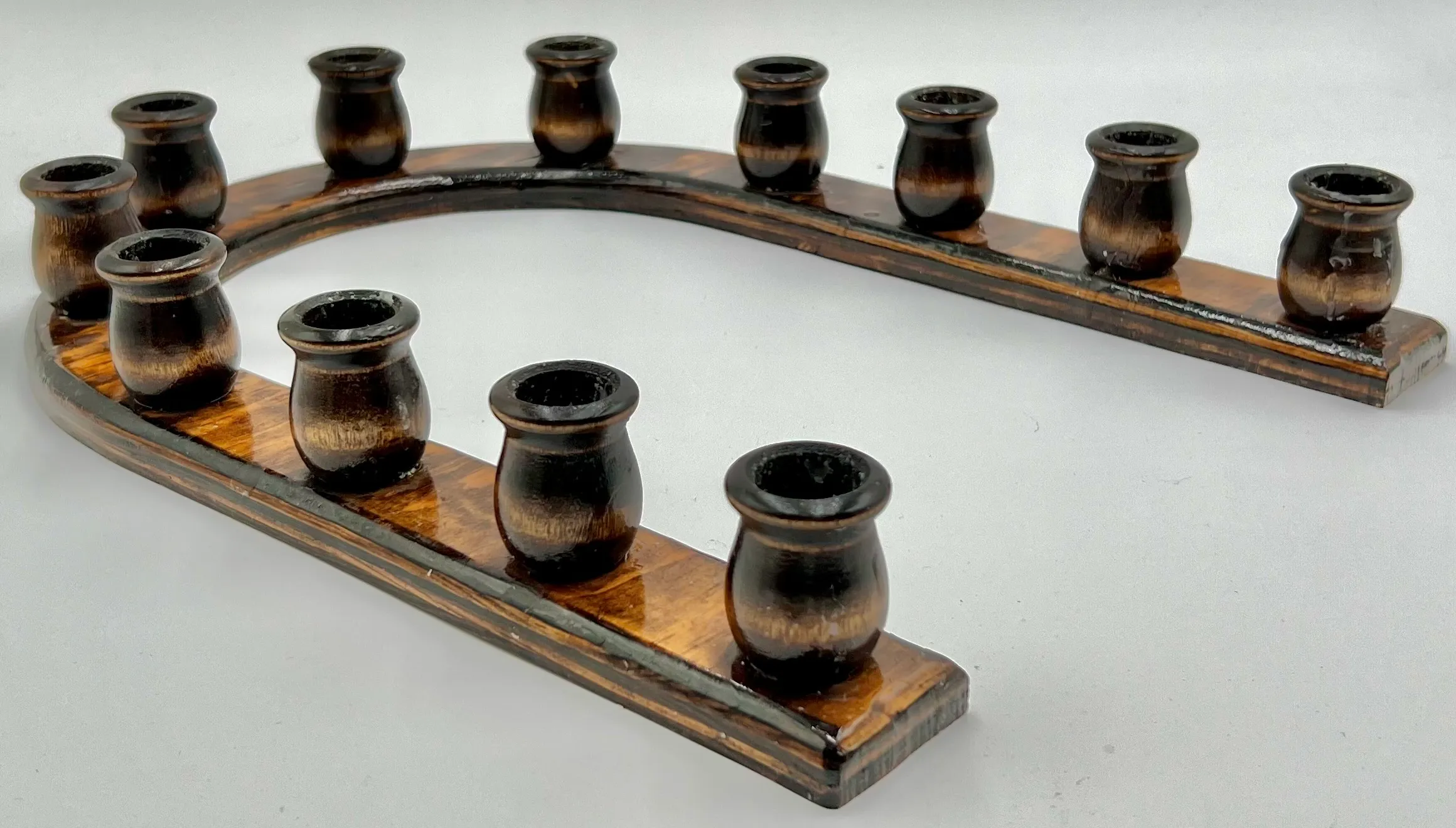 U-shaped Candle Holder