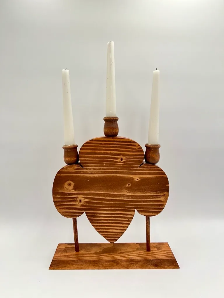 Trefoil Shape Candle Holder