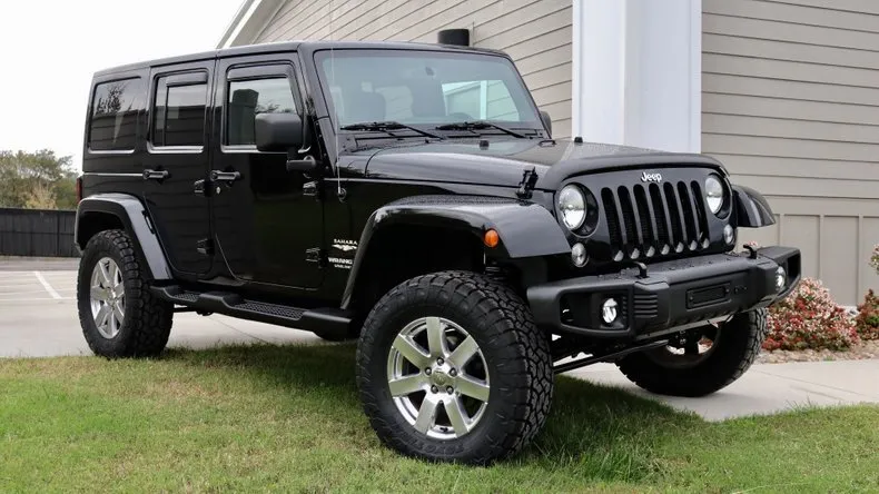 Jeep Wrangler Sahara 2013