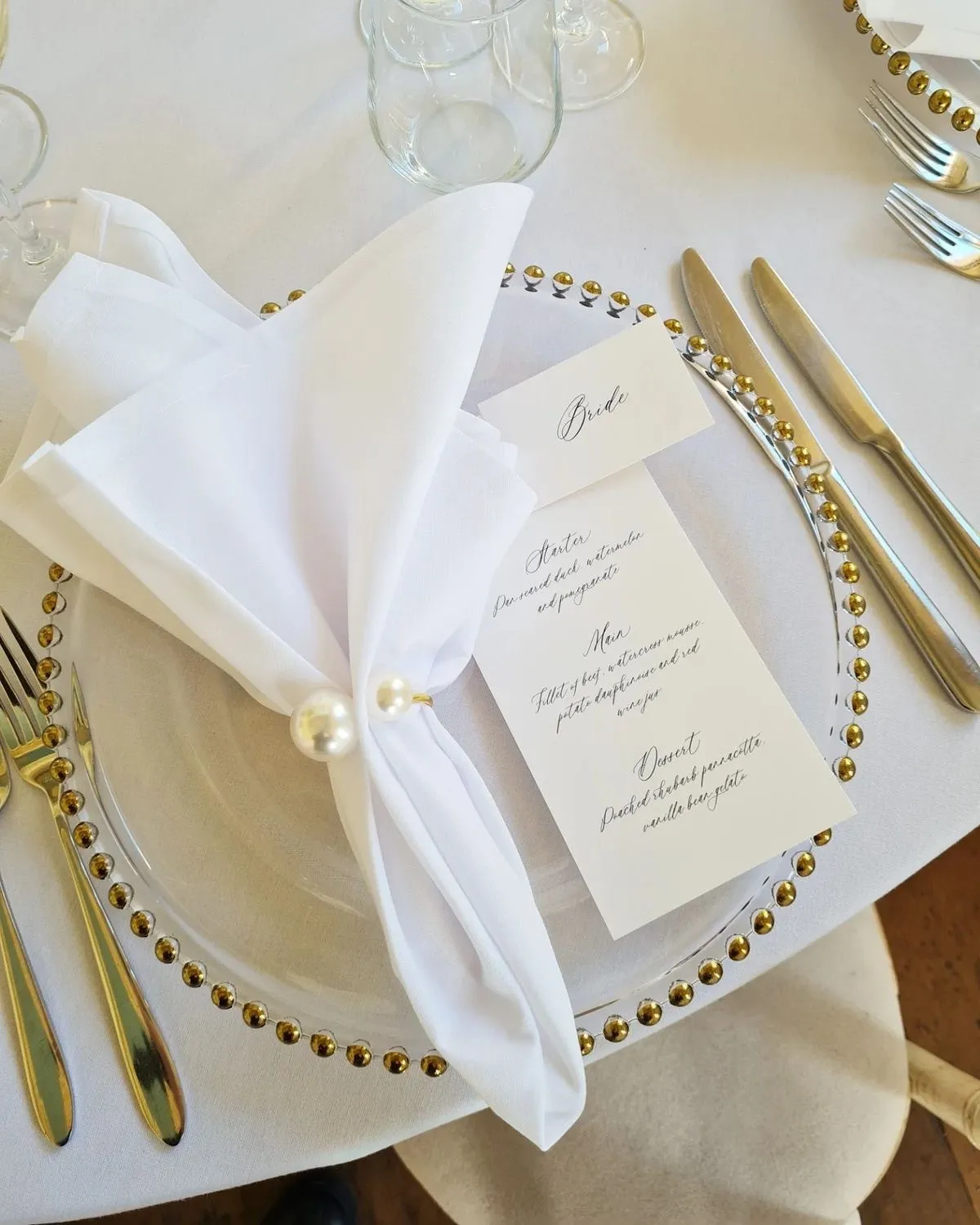White Polyester Napkins (17"x17")