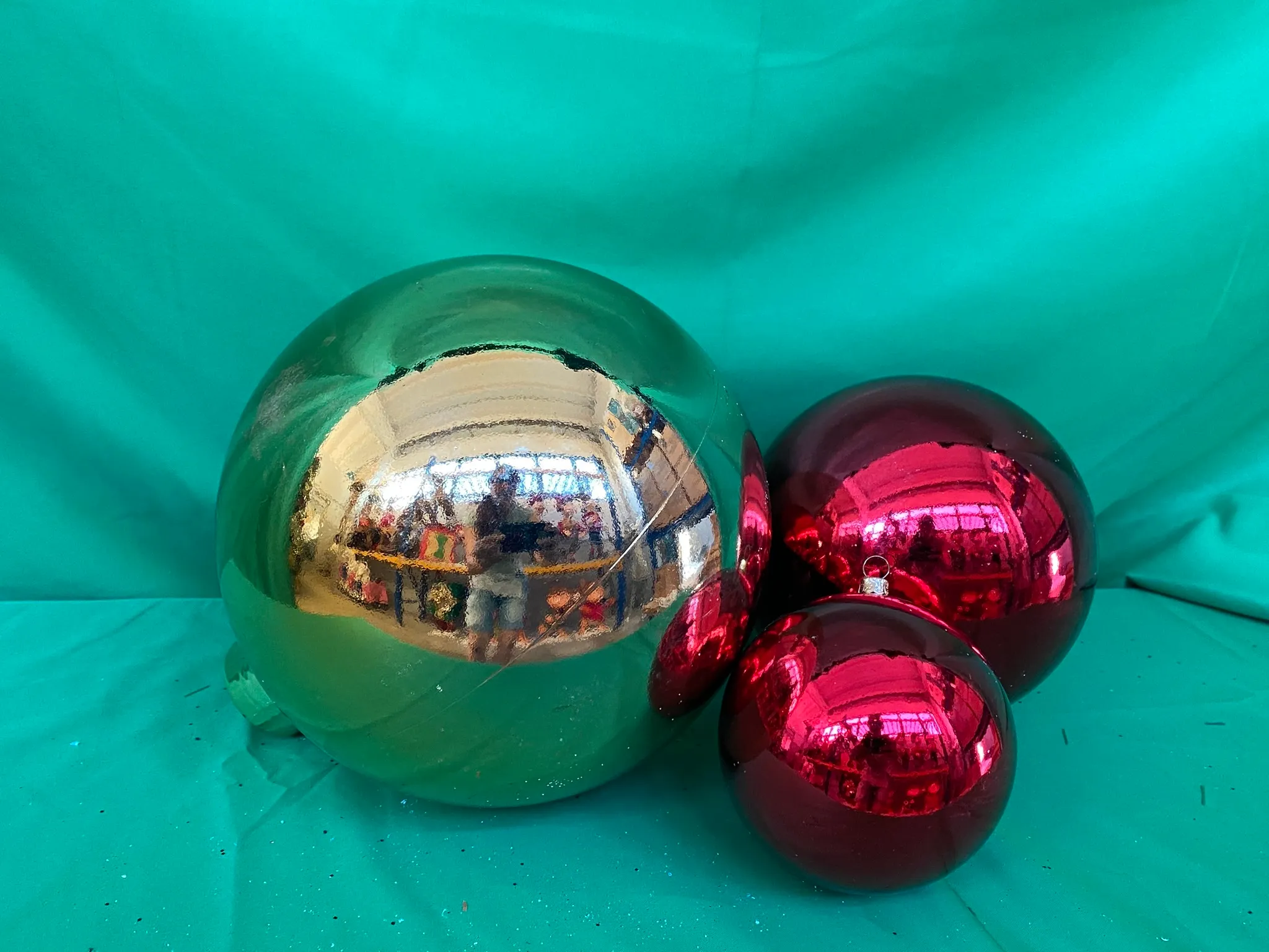 Noleggio Palle di Natale varie misure 24pz.