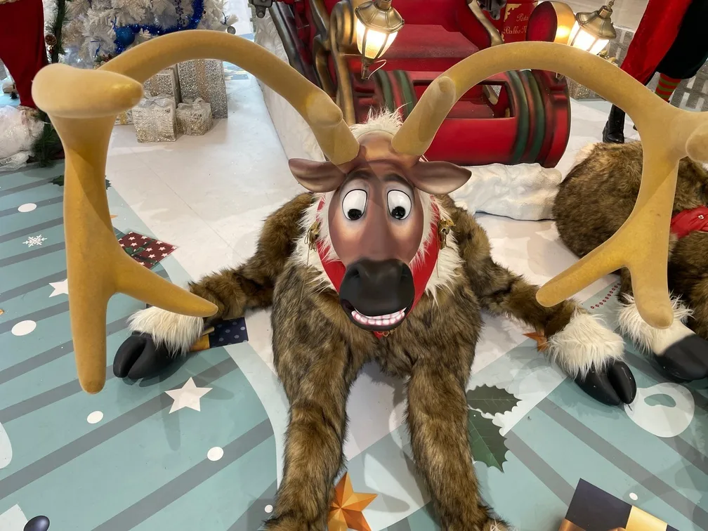 Noleggio  renne Sven 148 - 150 cm Natale e Frozen