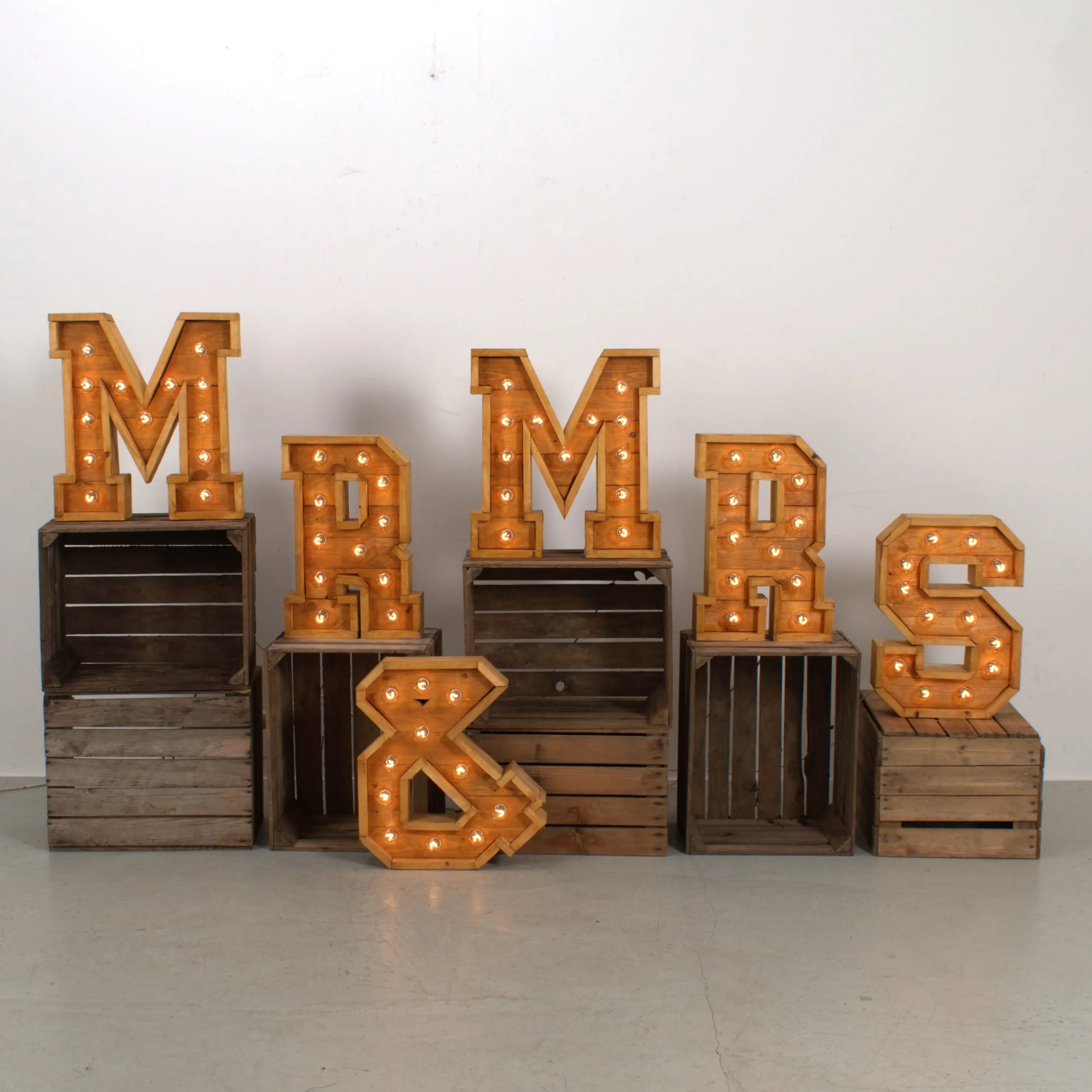 MR & MRS letters  