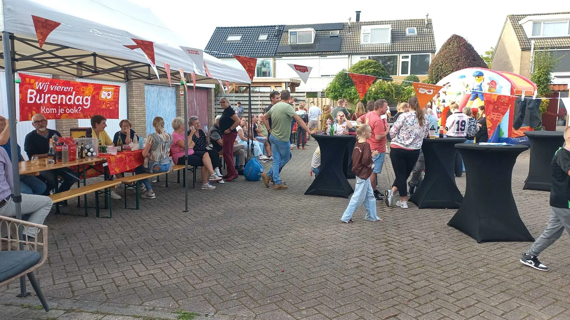 Burendag-Bedum-met-spring-kussens