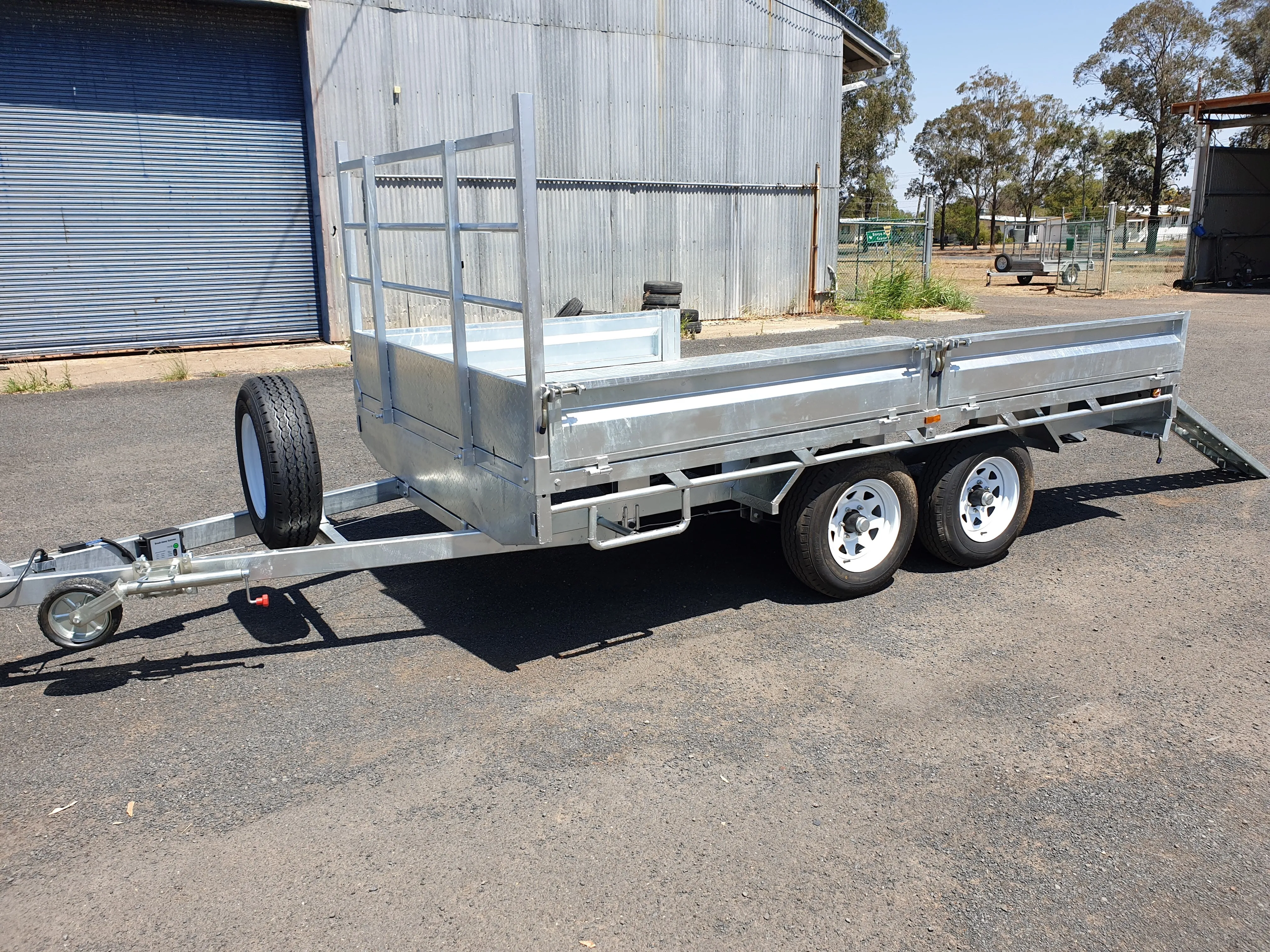 FOR SALE 12X7 Flat top Trailer with Cage