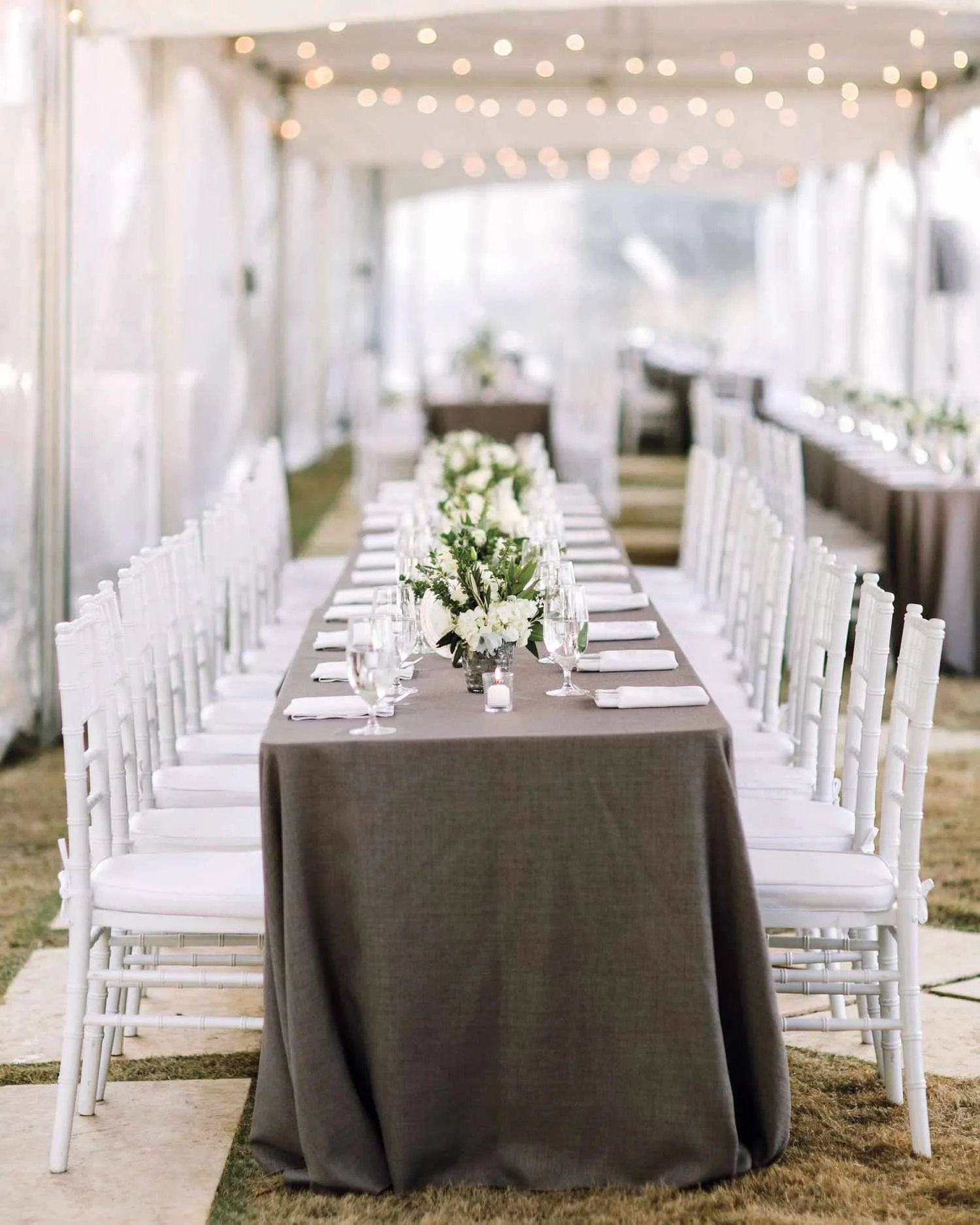 Event Tables & Linens