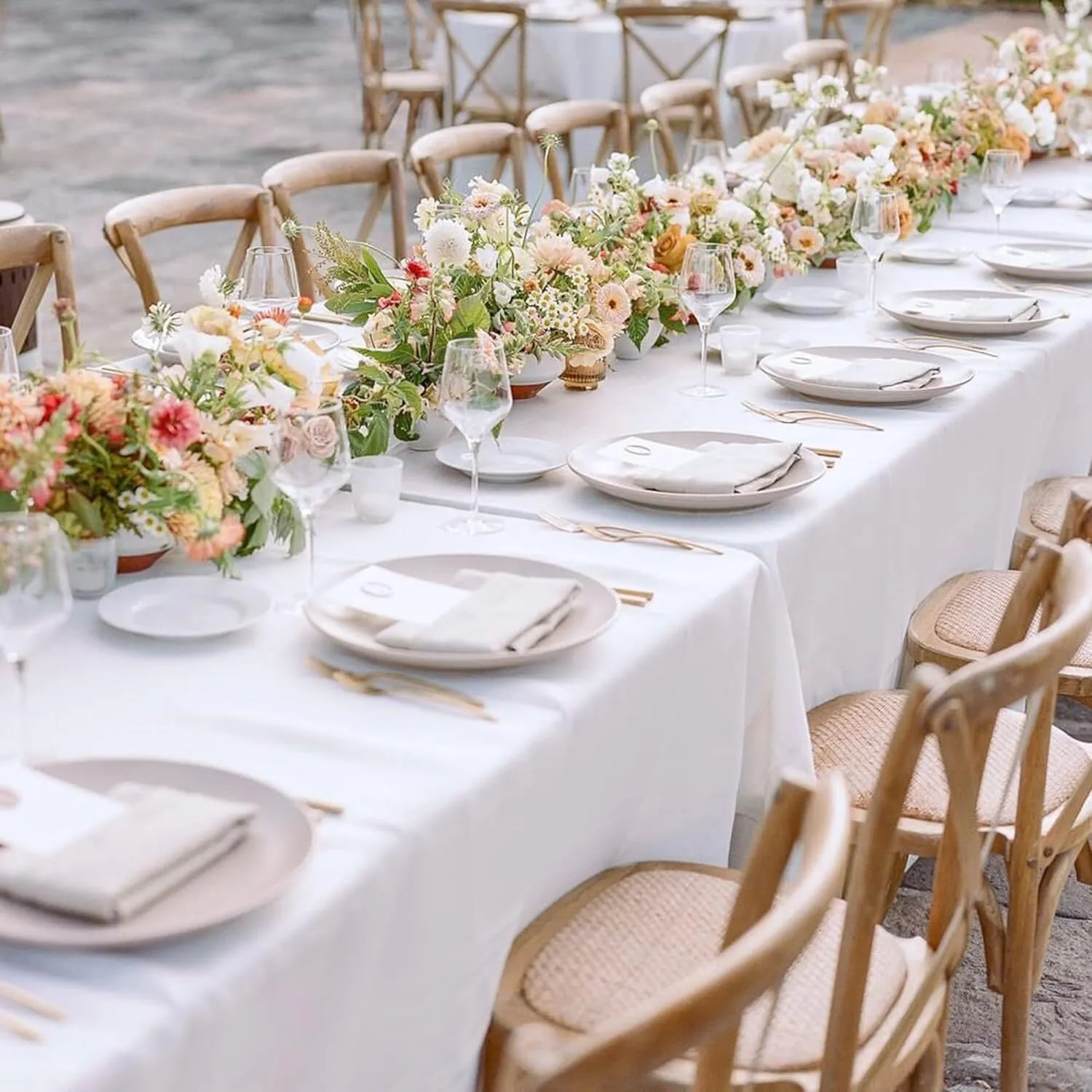 60x120 White Polyester Table Linens