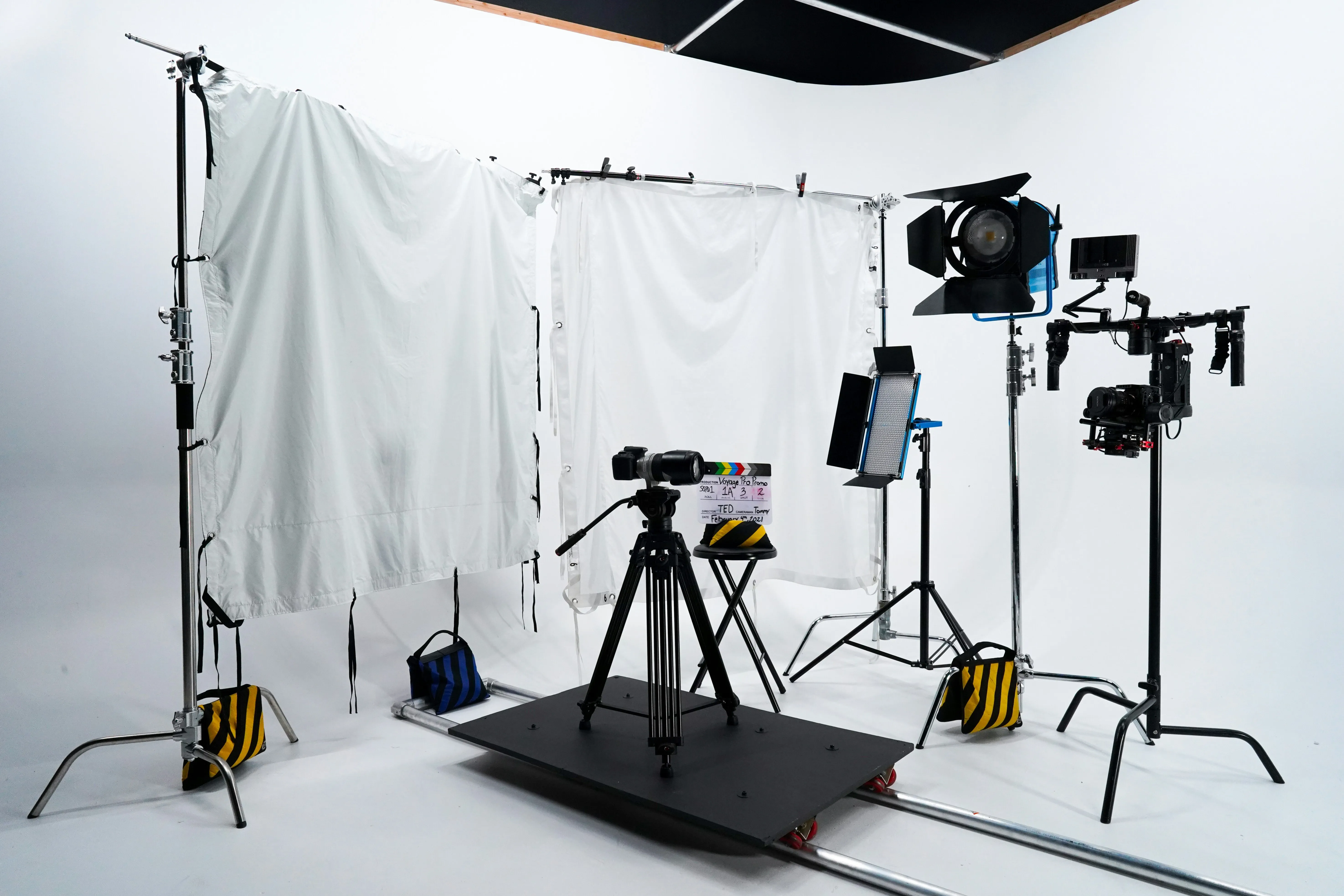 GreenScreen-Hintergrund an der Fotobox – individuelle Motive für Feiern und Firmenevents
