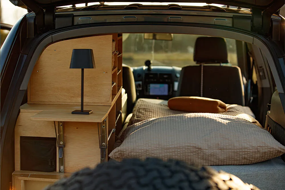 offroader-mit-dachzelt-georgien-mieten-Camper-offroad-vermietung-georgien-georgianvans-tiflis-tbilisi-volkswagen-touareg-1